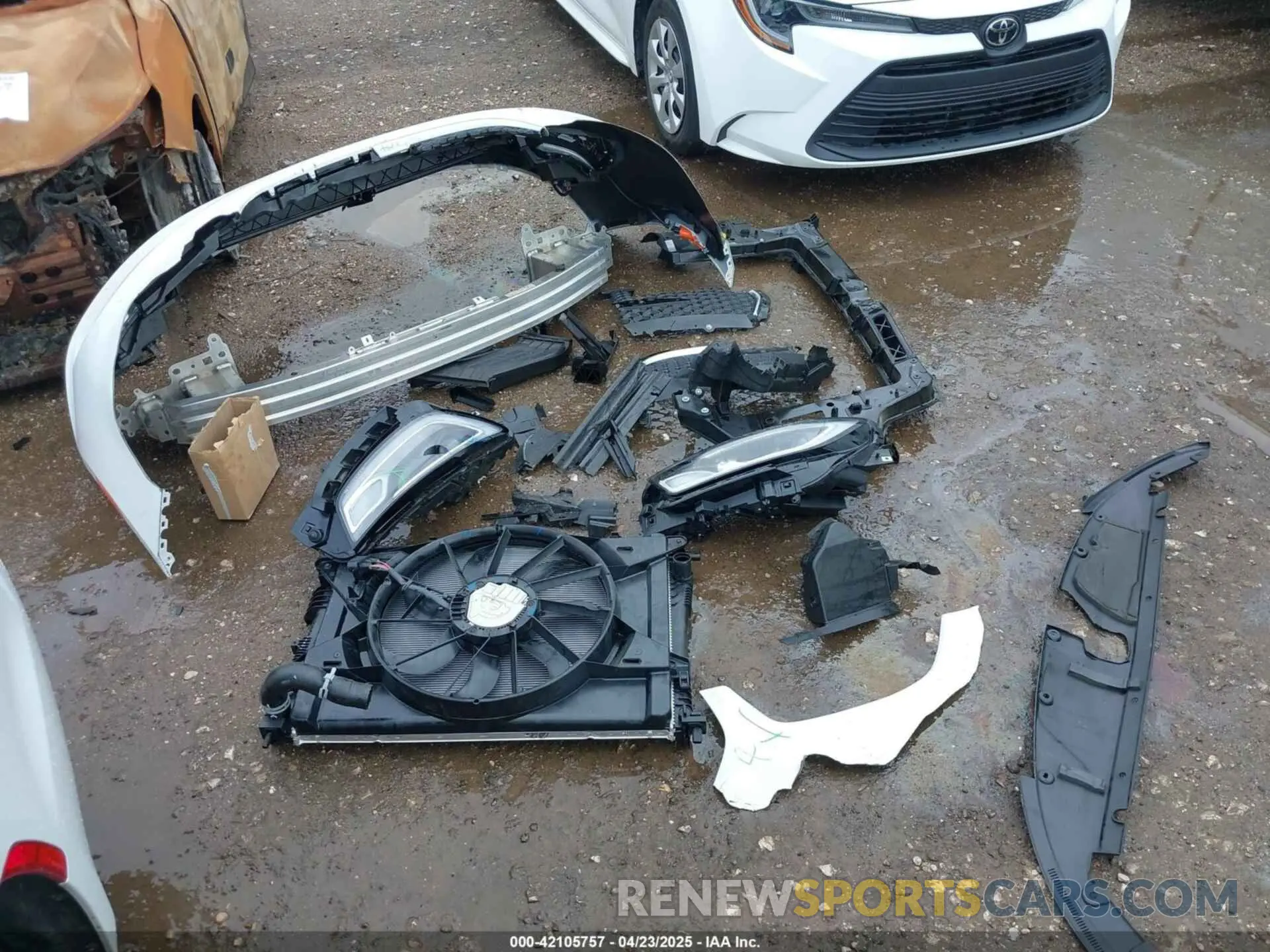 12 Photograph of a damaged car 2C4RC1BG6SR532473 CHRYSLER PACIFICA 2025