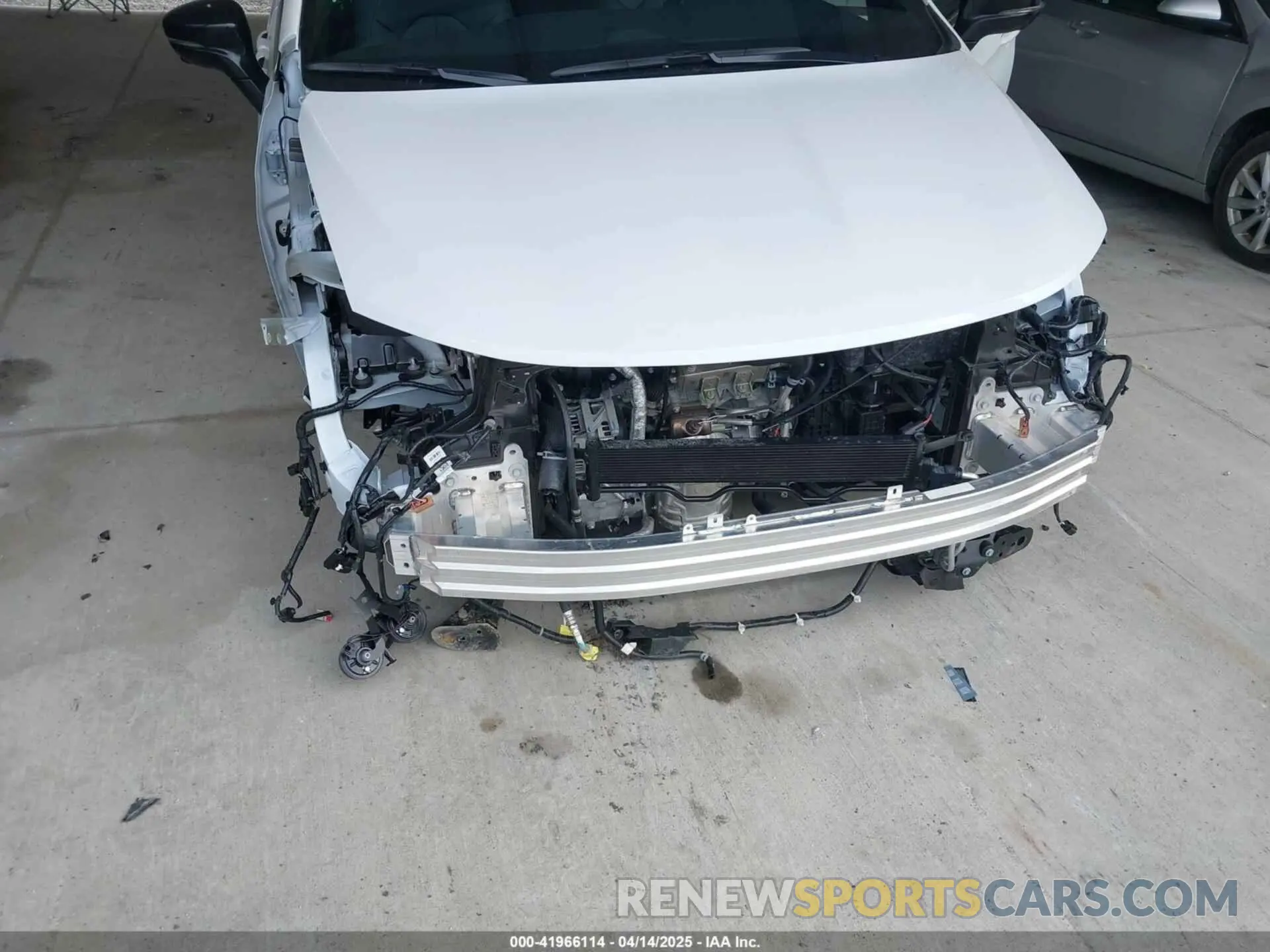 6 Photograph of a damaged car 2C4RC1BGXSR521900 CHRYSLER PACIFICA 2025