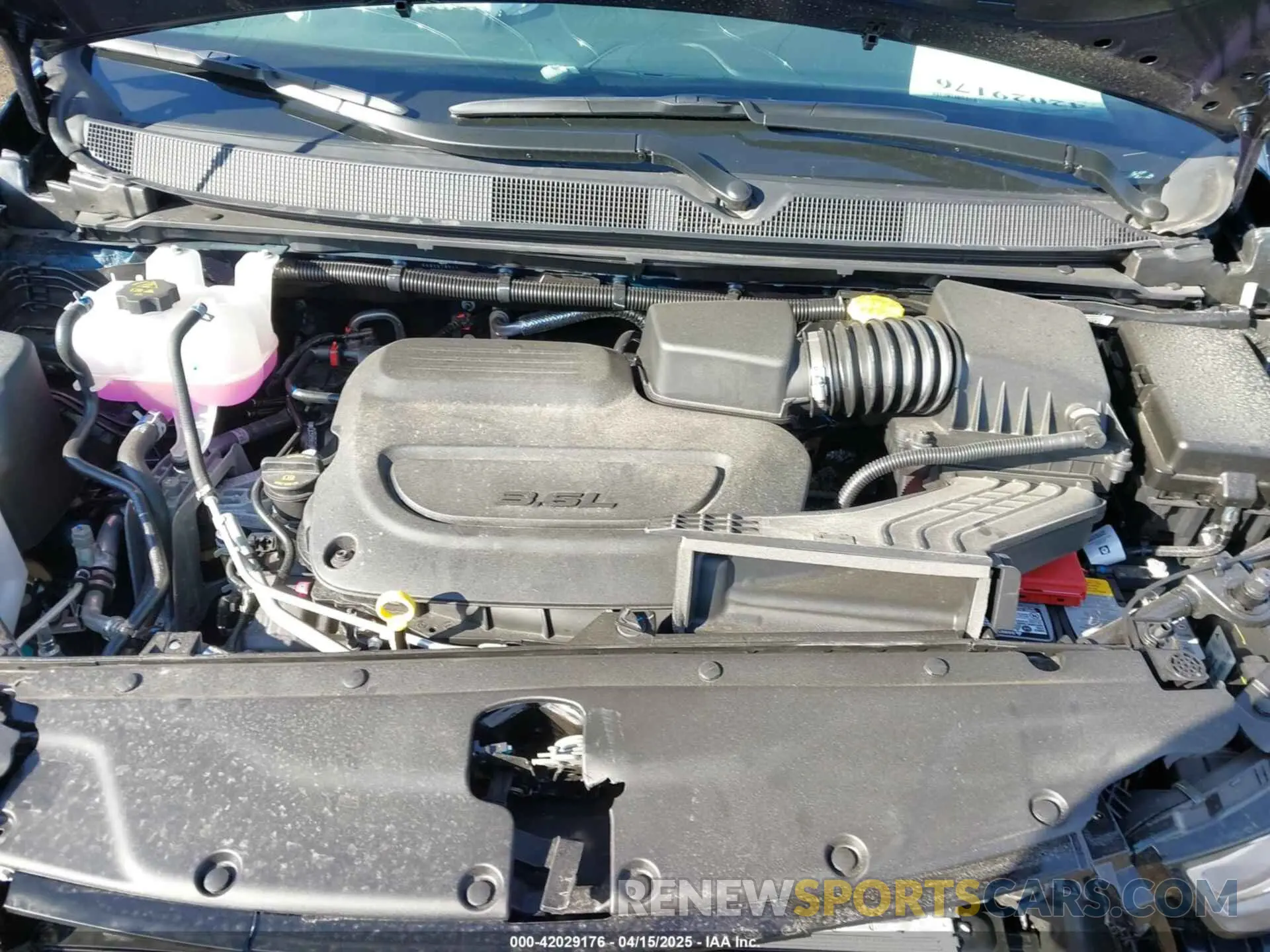 10 Photograph of a damaged car 2C4RC1GG6SR548679 CHRYSLER PACIFICA 2025