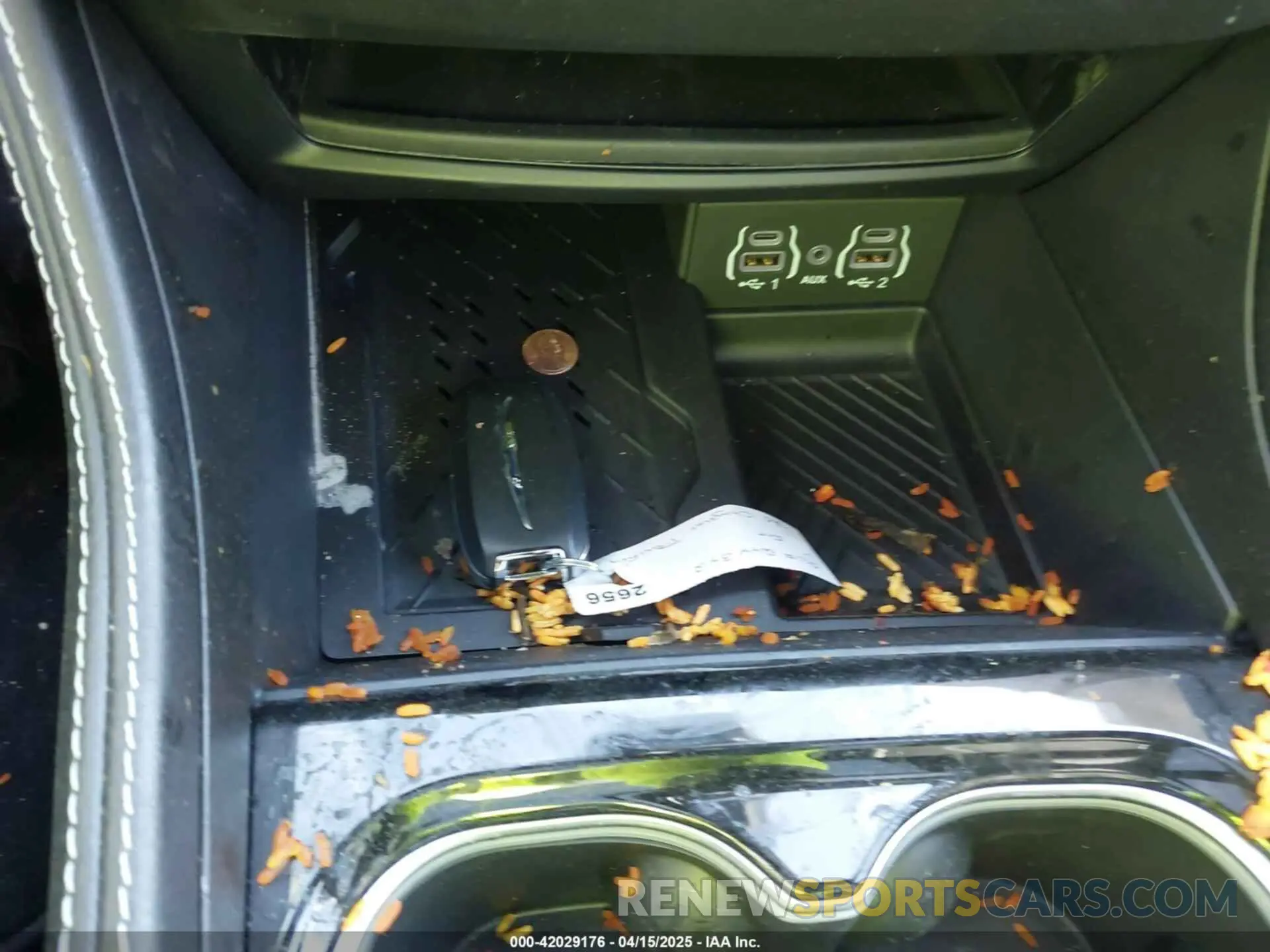 11 Photograph of a damaged car 2C4RC1GG6SR548679 CHRYSLER PACIFICA 2025