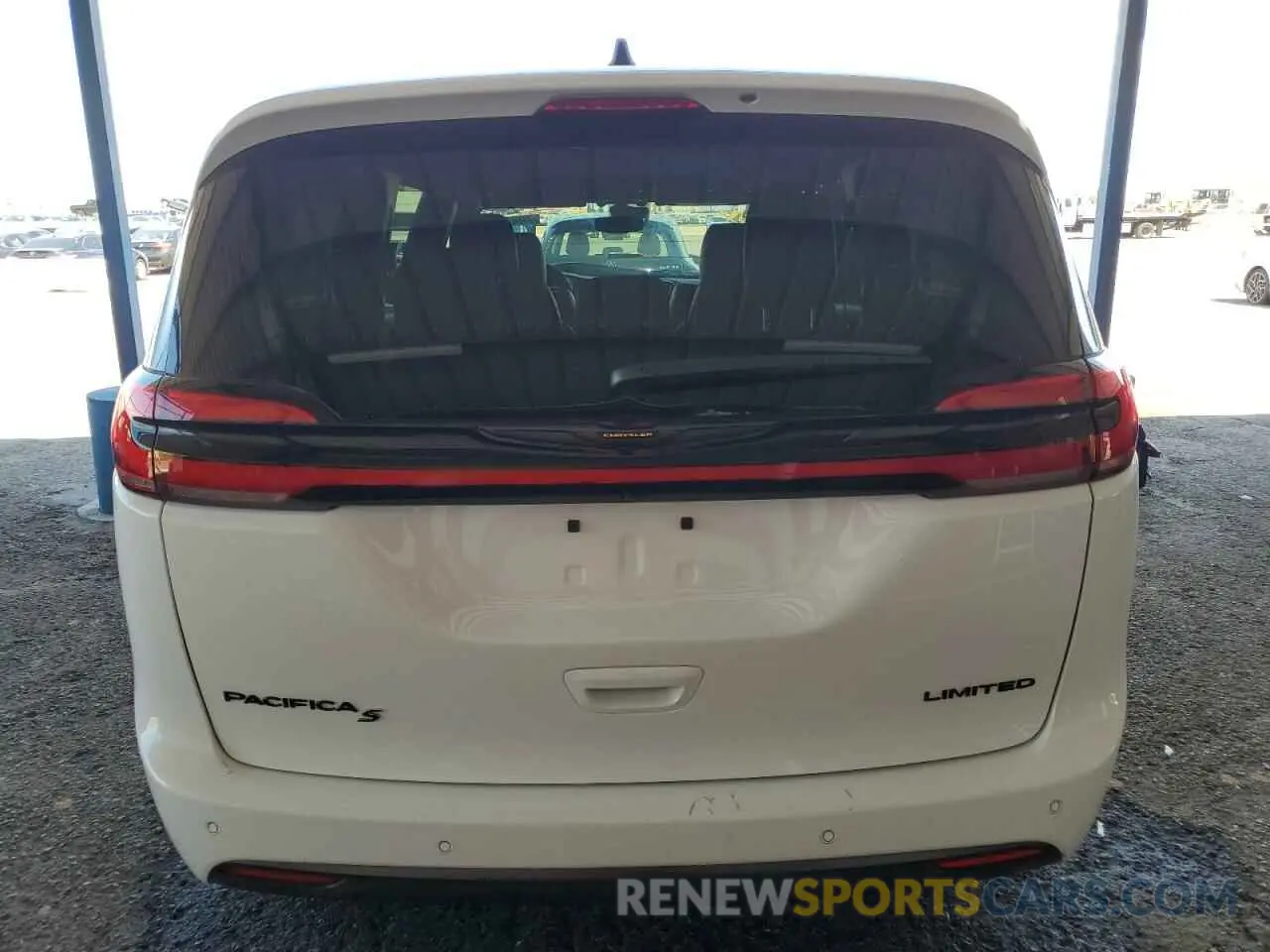 6 Photograph of a damaged car 2C4RC1GG8SR537604 CHRYSLER PACIFICA 2025