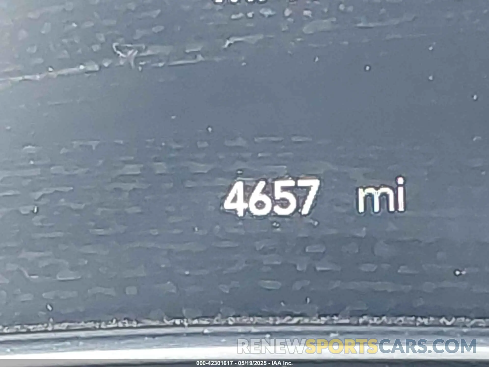 16 Photograph of a damaged car 2C4RC1GG8SR549218 CHRYSLER PACIFICA 2025