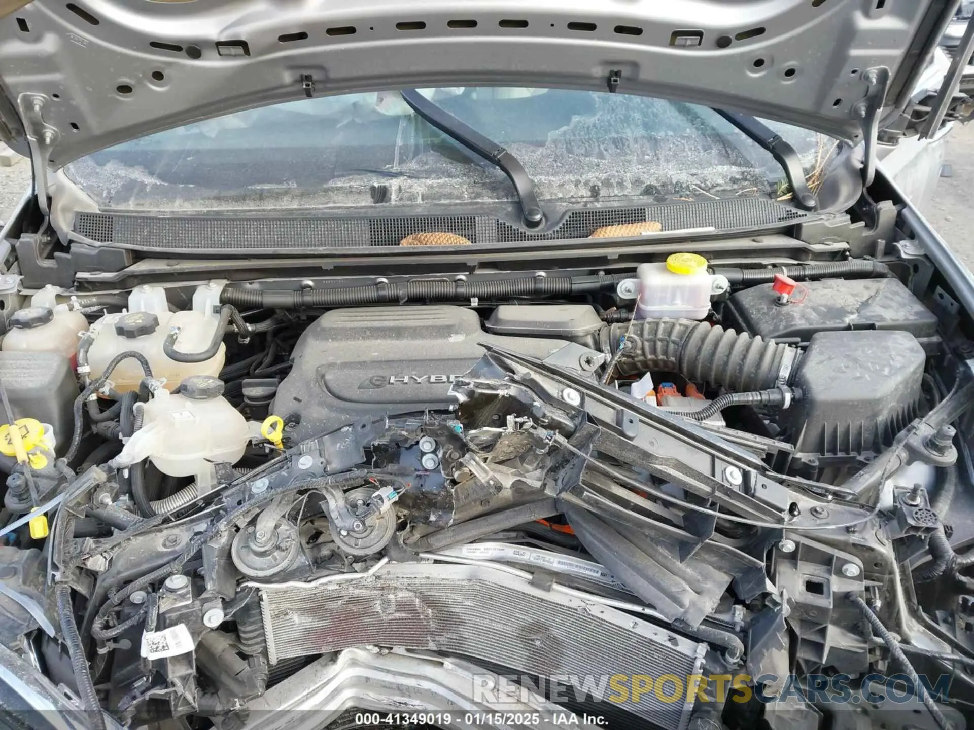 10 Photograph of a damaged car 2C4RC1L75LR217650 CHRYSLER PACIFICA HYBRID 2020
