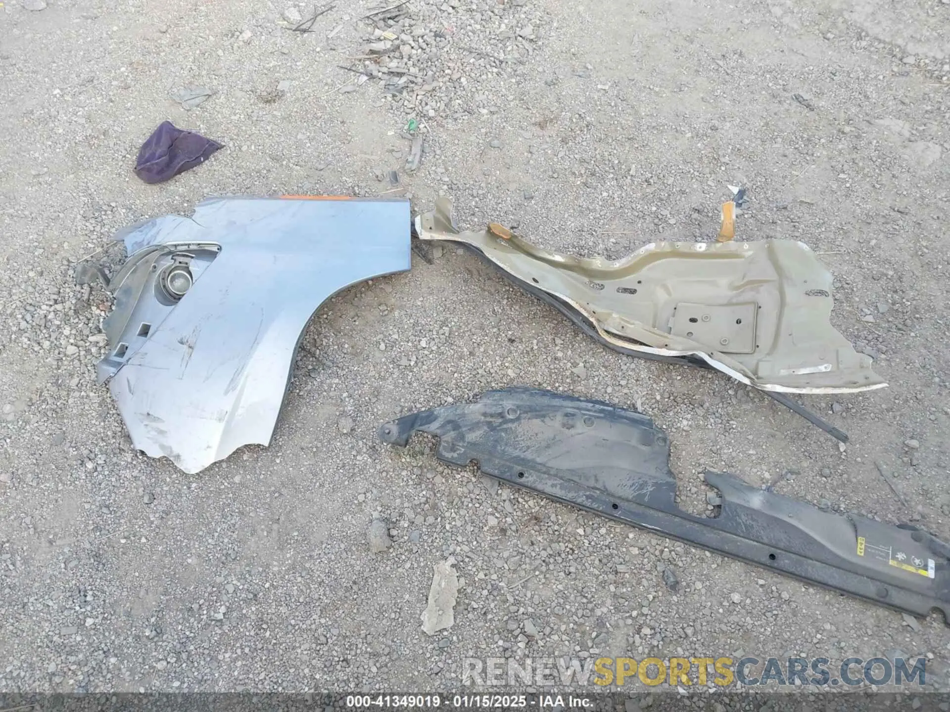 12 Photograph of a damaged car 2C4RC1L75LR217650 CHRYSLER PACIFICA HYBRID 2020
