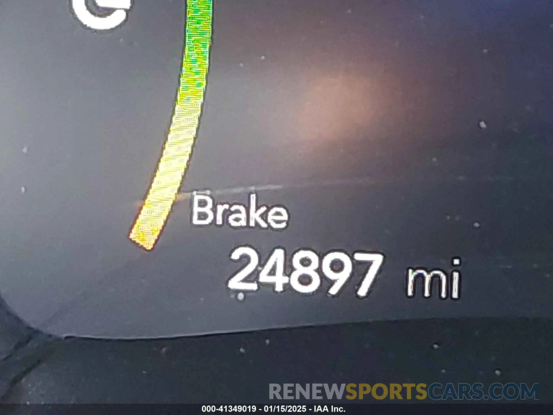16 Photograph of a damaged car 2C4RC1L75LR217650 CHRYSLER PACIFICA HYBRID 2020