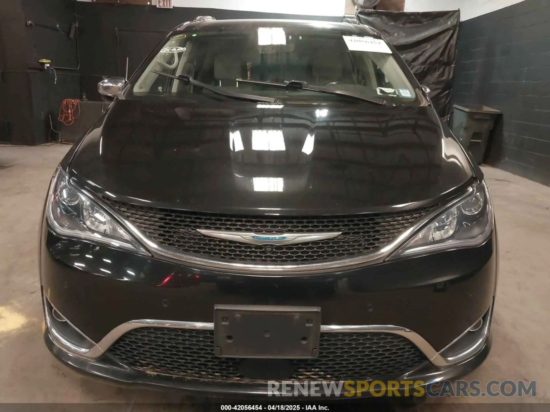 12 Photograph of a damaged car 2C4RC1N70LR243988 CHRYSLER PACIFICA HYBRID 2020