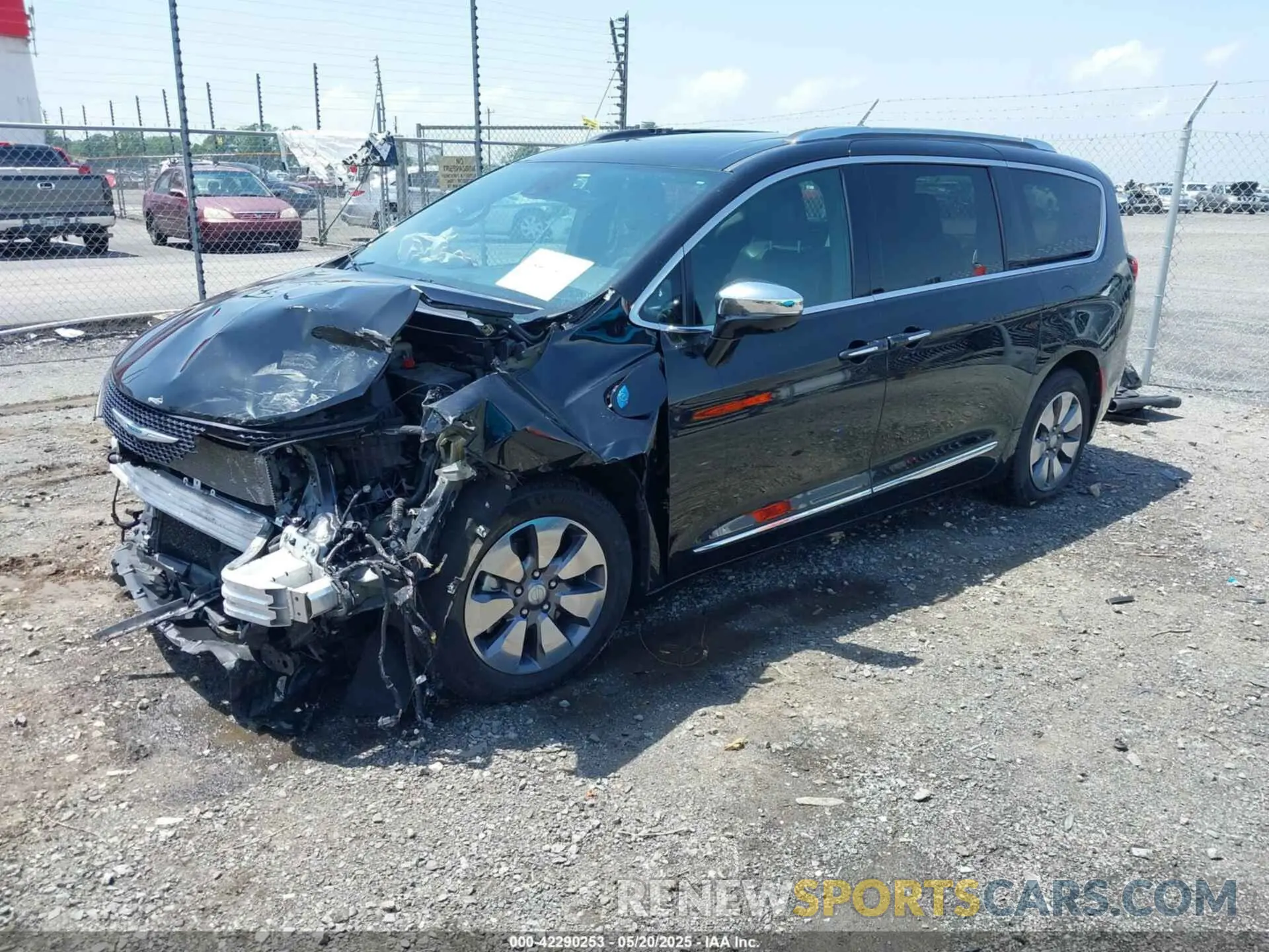 2 Photograph of a damaged car 2C4RC1N77LR112167 CHRYSLER PACIFICA HYBRID 2020