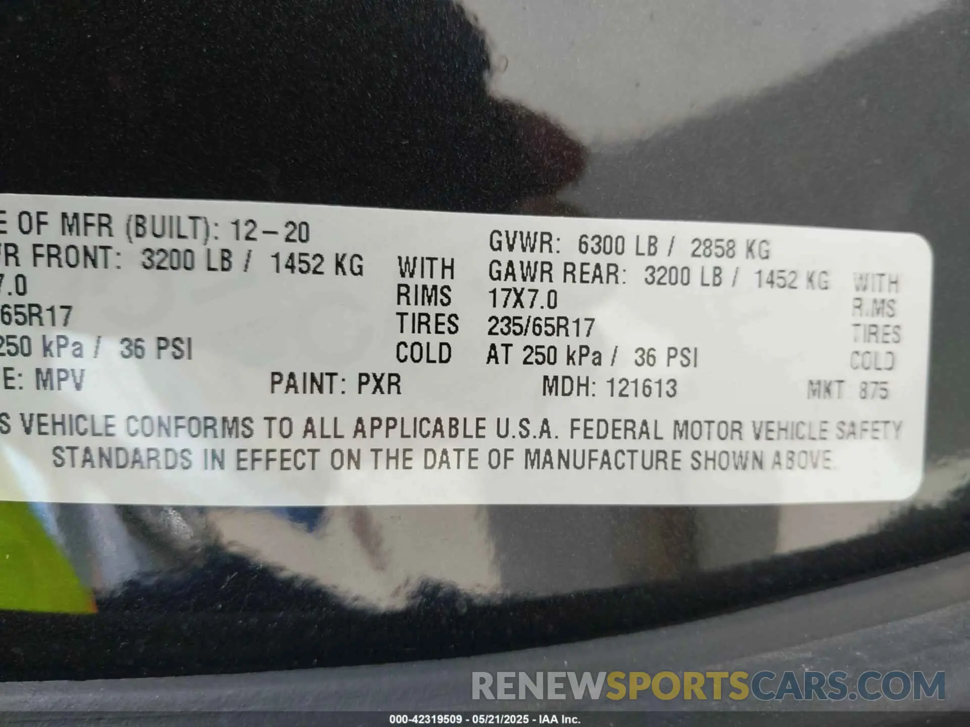 12 Photograph of a damaged car 2C4RC1L70MR522460 CHRYSLER PACIFICA HYBRID 2021