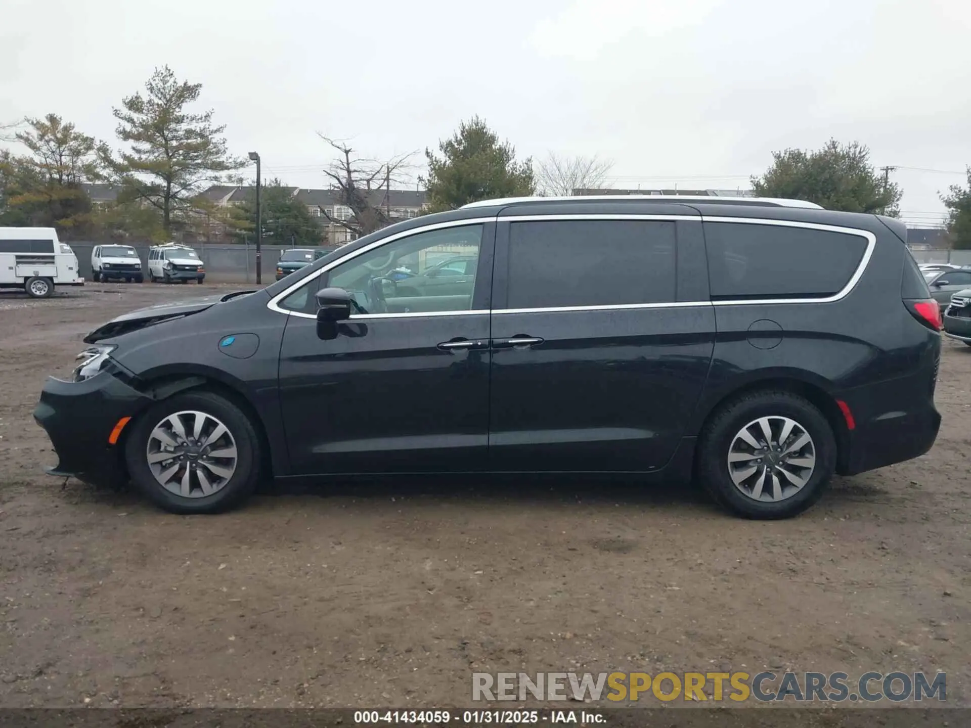 14 Photograph of a damaged car 2C4RC1L70MR599460 CHRYSLER PACIFICA HYBRID 2021