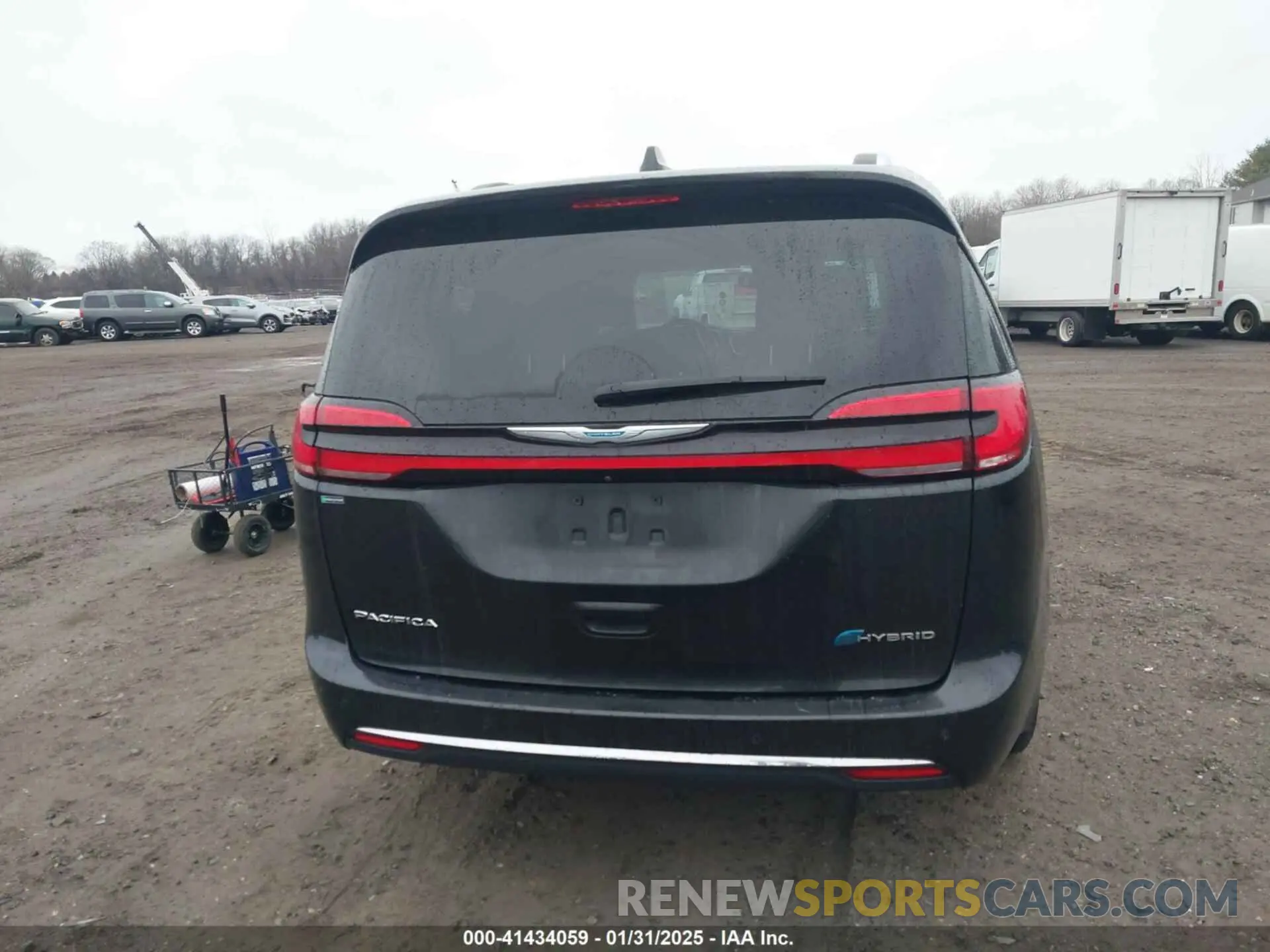 16 Photograph of a damaged car 2C4RC1L70MR599460 CHRYSLER PACIFICA HYBRID 2021