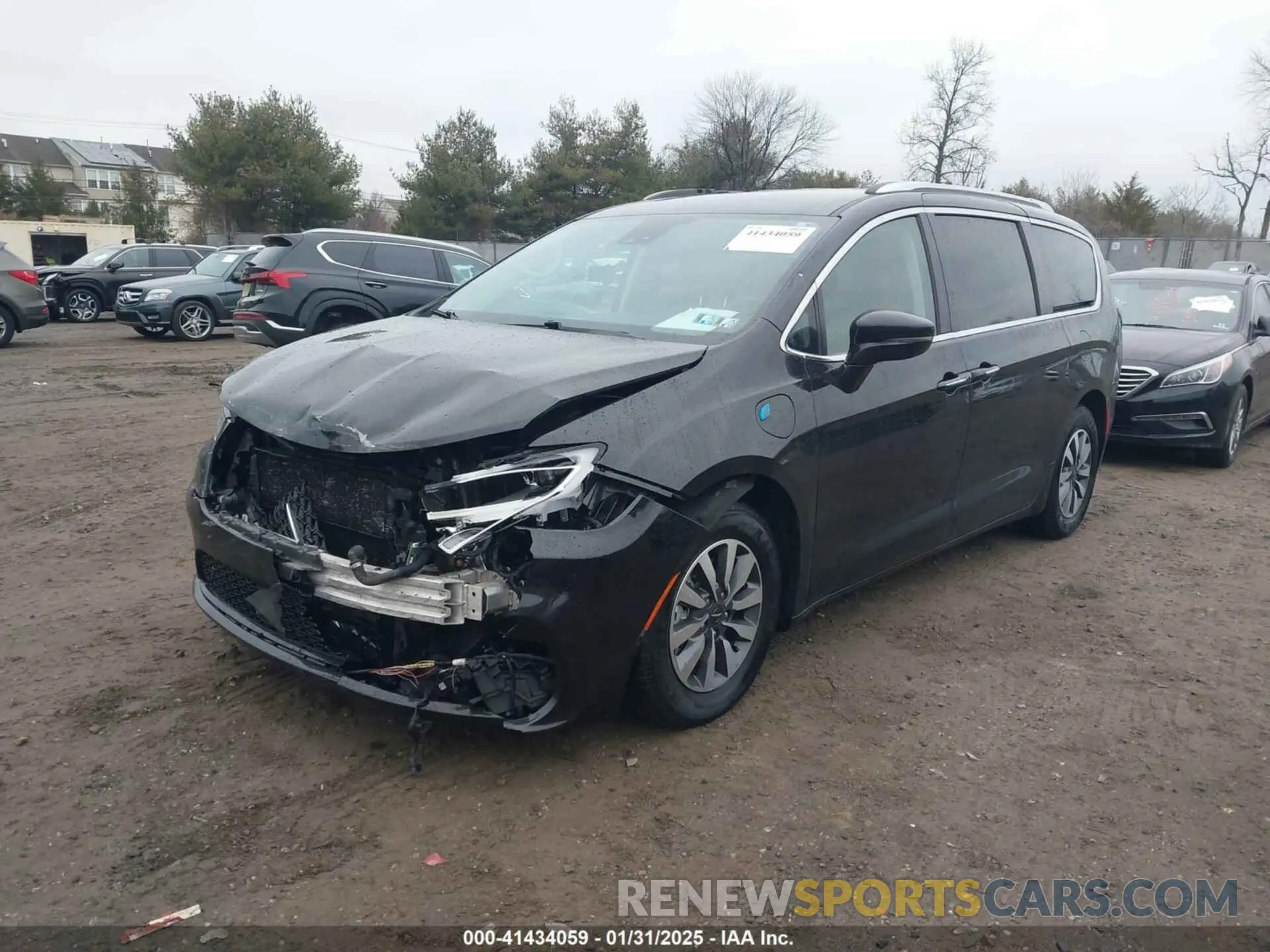 2 Photograph of a damaged car 2C4RC1L70MR599460 CHRYSLER PACIFICA HYBRID 2021