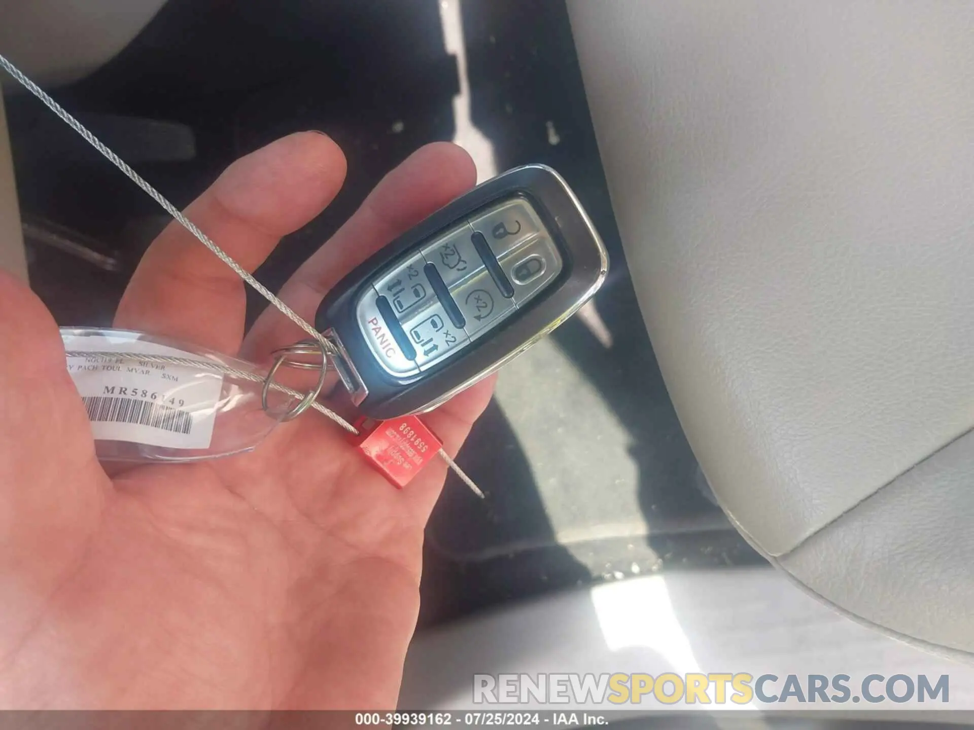 11 Photograph of a damaged car 2C4RC1L71MR586149 CHRYSLER PACIFICA HYBRID 2021