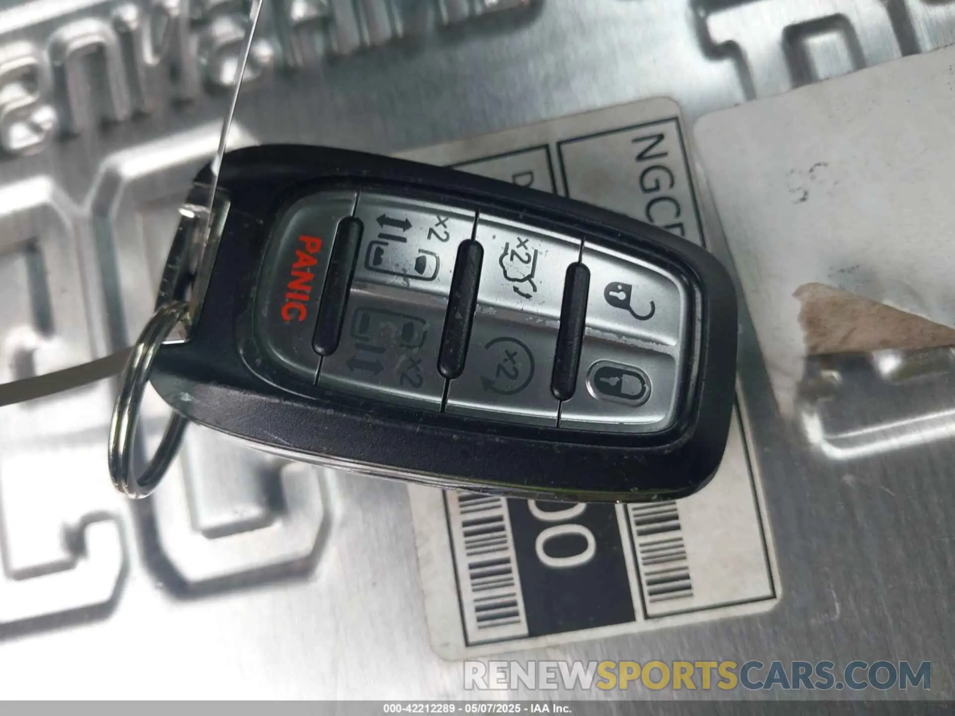 11 Photograph of a damaged car 2C4RC1L77MR599665 CHRYSLER PACIFICA HYBRID 2021