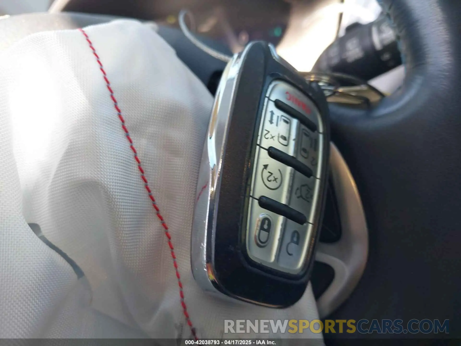 11 Photograph of a damaged car 2C4RC1L79MR596475 CHRYSLER PACIFICA HYBRID 2021