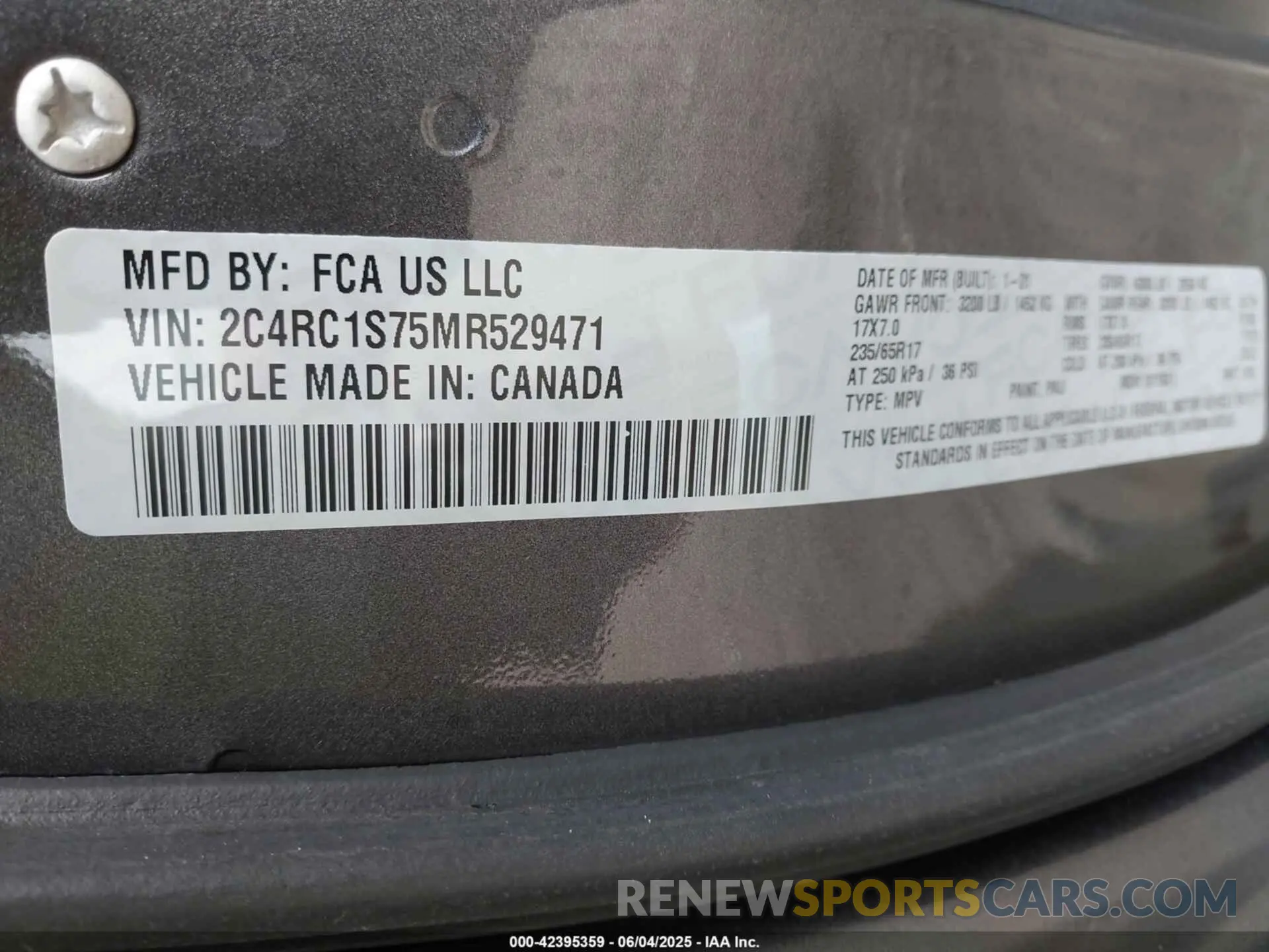 9 Photograph of a damaged car 2C4RC1S75MR529471 CHRYSLER PACIFICA HYBRID 2021