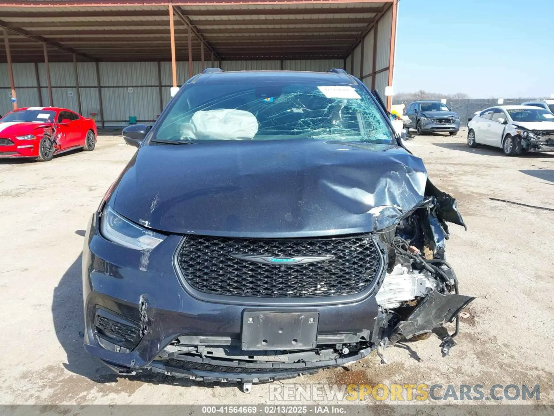 12 Photograph of a damaged car 2C4RC1S75MR541409 CHRYSLER PACIFICA HYBRID 2021