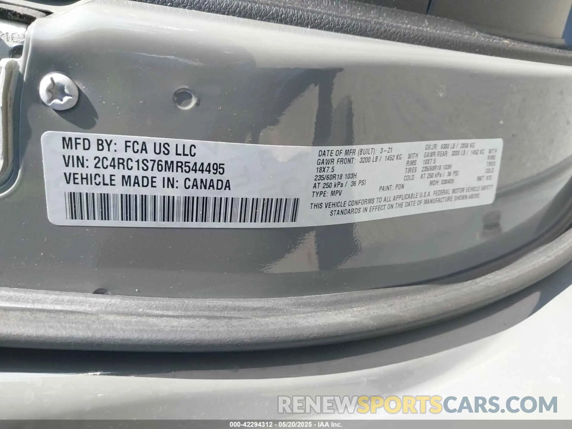 9 Photograph of a damaged car 2C4RC1S76MR544495 CHRYSLER PACIFICA HYBRID 2021