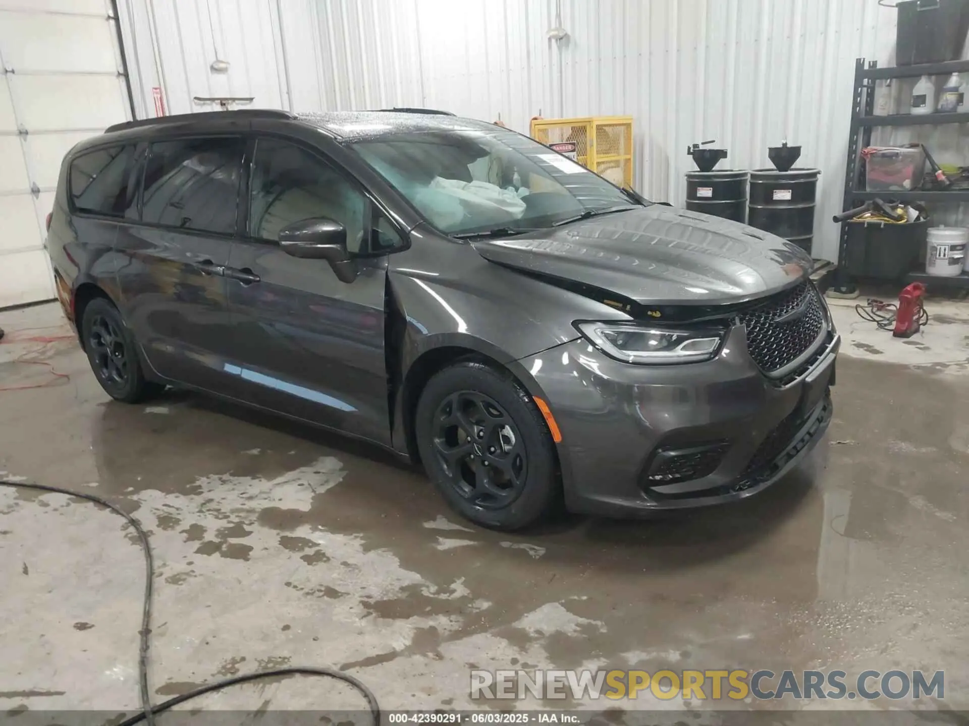 1 Photograph of a damaged car 2C4RC1S77MR517581 CHRYSLER PACIFICA HYBRID 2021