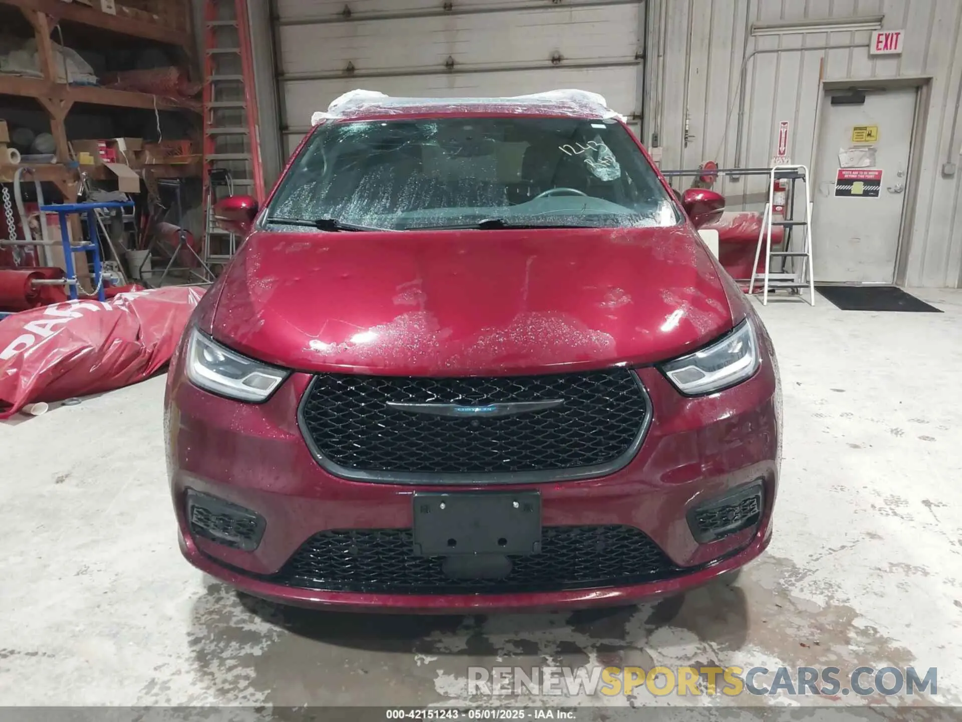 13 Photograph of a damaged car 2C4RC1S78MR521977 CHRYSLER PACIFICA HYBRID 2021
