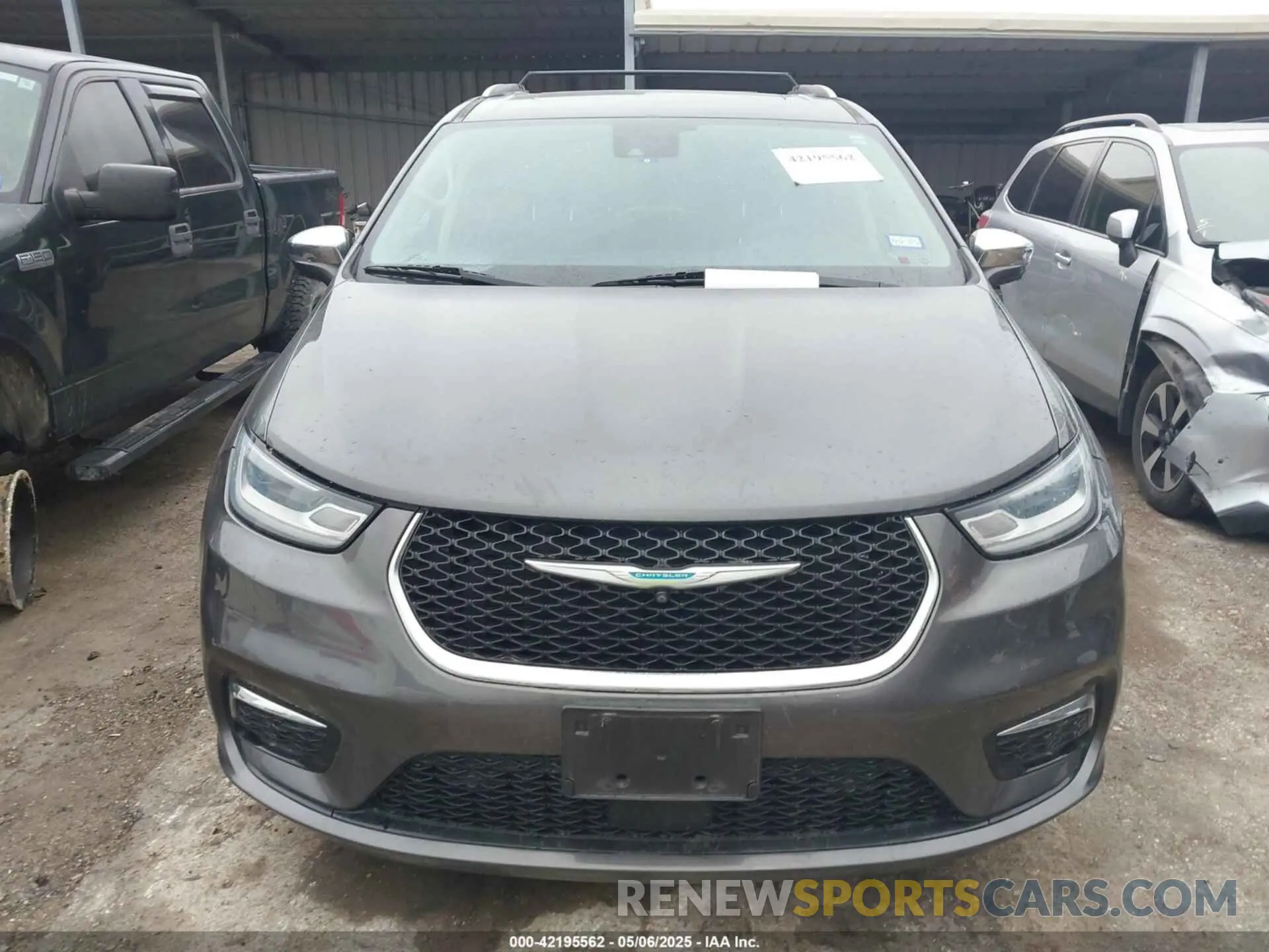 12 Photograph of a damaged car 2C4RC1S78MR535829 CHRYSLER PACIFICA HYBRID 2021