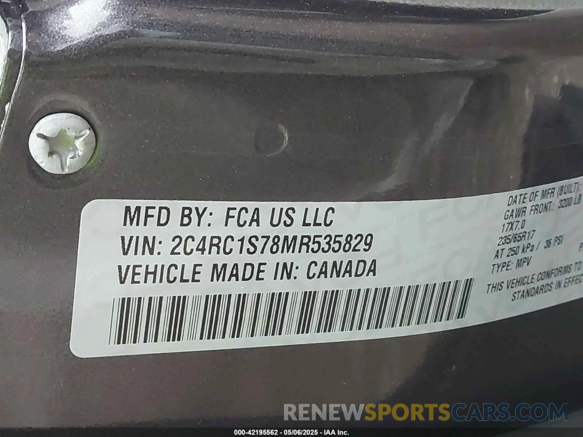 9 Photograph of a damaged car 2C4RC1S78MR535829 CHRYSLER PACIFICA HYBRID 2021