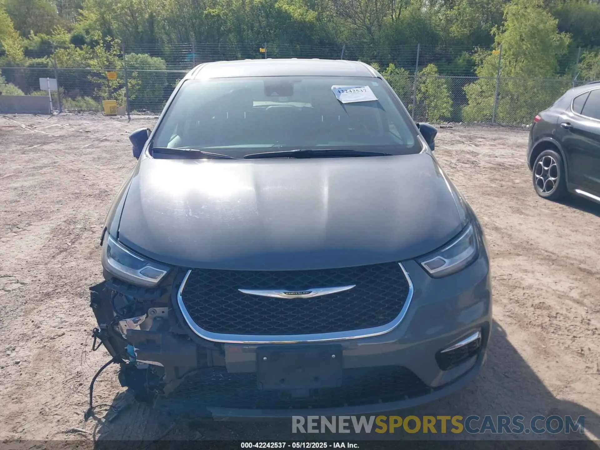 12 Photograph of a damaged car 2C4RC1L70NR161264 CHRYSLER PACIFICA HYBRID 2022