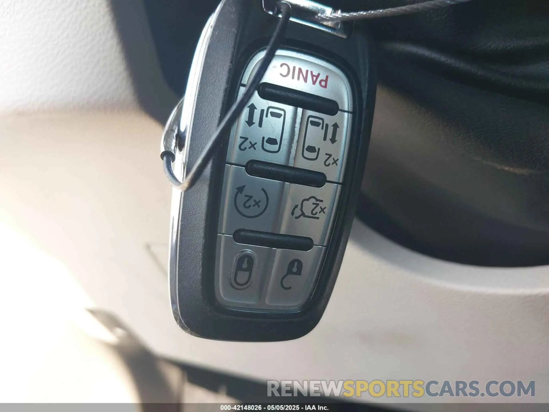 11 Photograph of a damaged car 2C4RC1L73NR173849 CHRYSLER PACIFICA HYBRID 2022