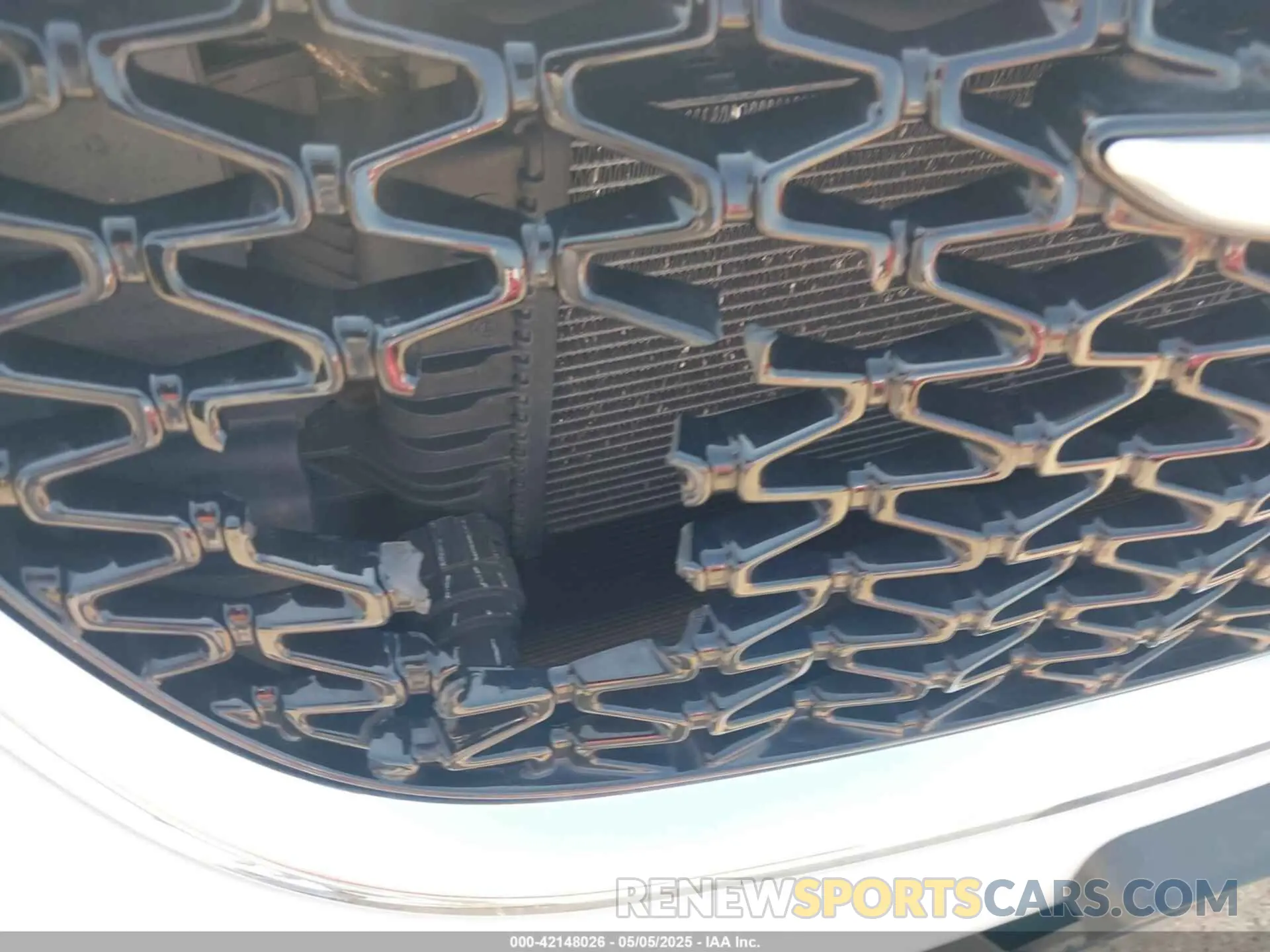 19 Photograph of a damaged car 2C4RC1L73NR173849 CHRYSLER PACIFICA HYBRID 2022