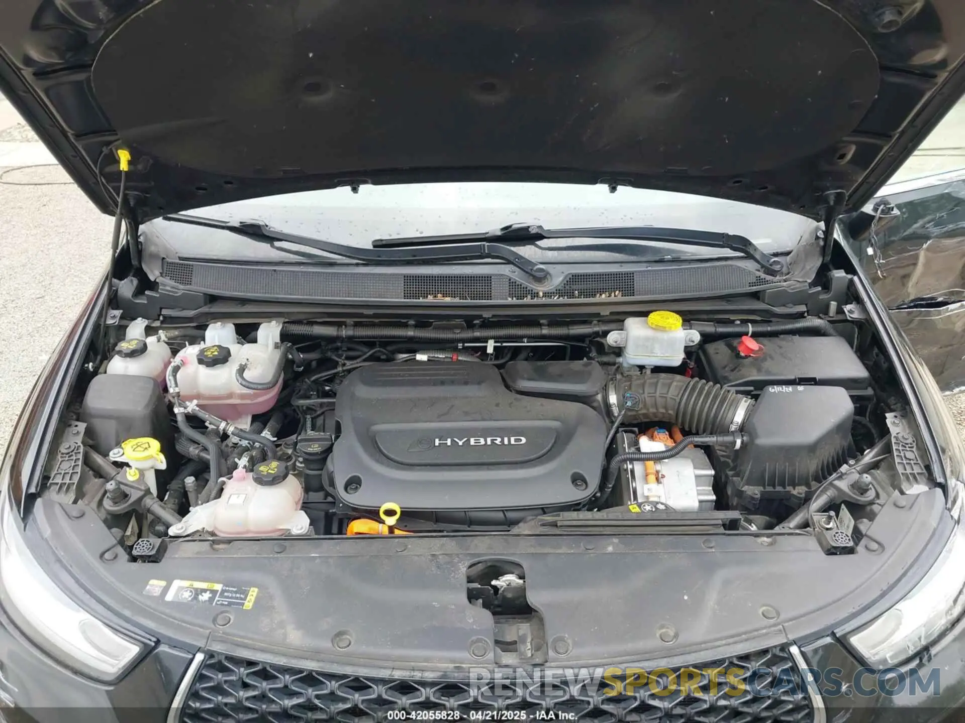 10 Photograph of a damaged car 2C4RC1L76NR120203 CHRYSLER PACIFICA HYBRID 2022