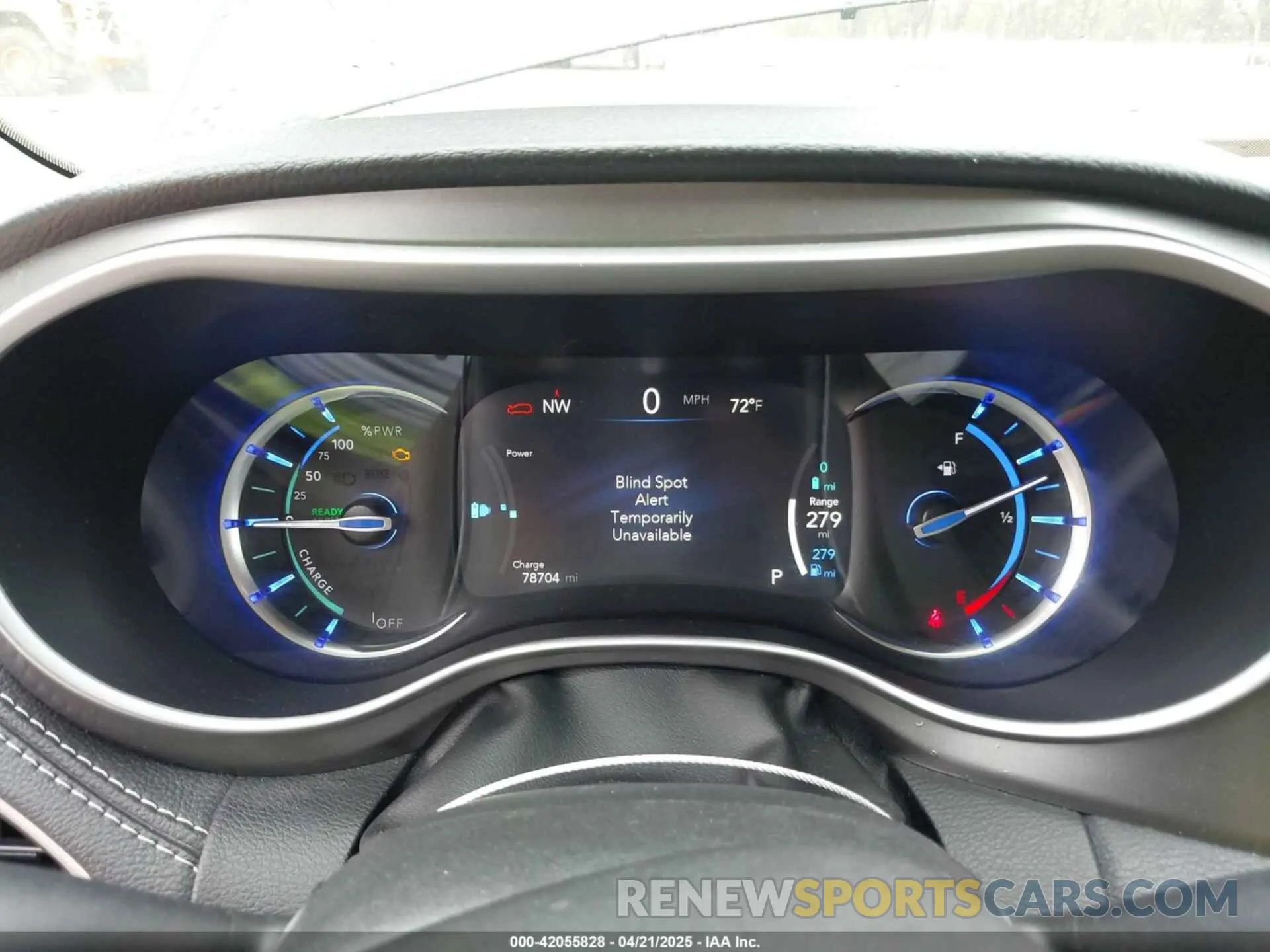 7 Photograph of a damaged car 2C4RC1L76NR120203 CHRYSLER PACIFICA HYBRID 2022