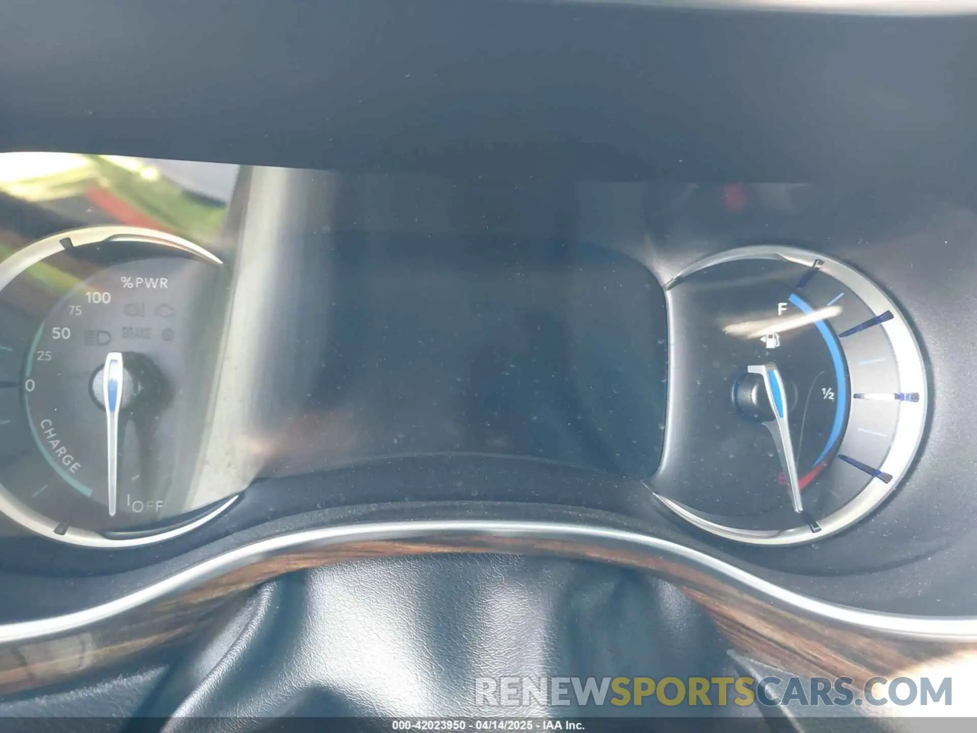 7 Photograph of a damaged car 2C4RC1S71NR144992 CHRYSLER PACIFICA HYBRID 2022