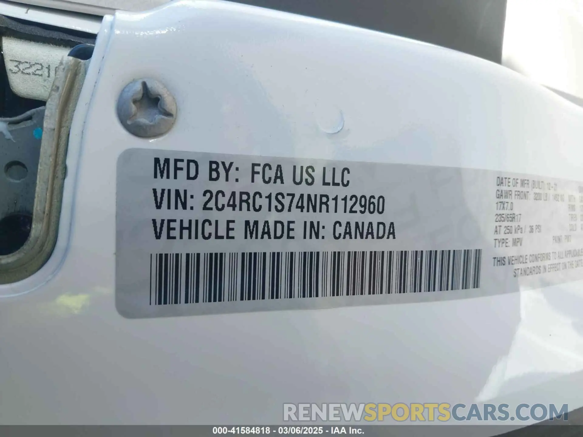 9 Photograph of a damaged car 2C4RC1S74NR112960 CHRYSLER PACIFICA HYBRID 2022