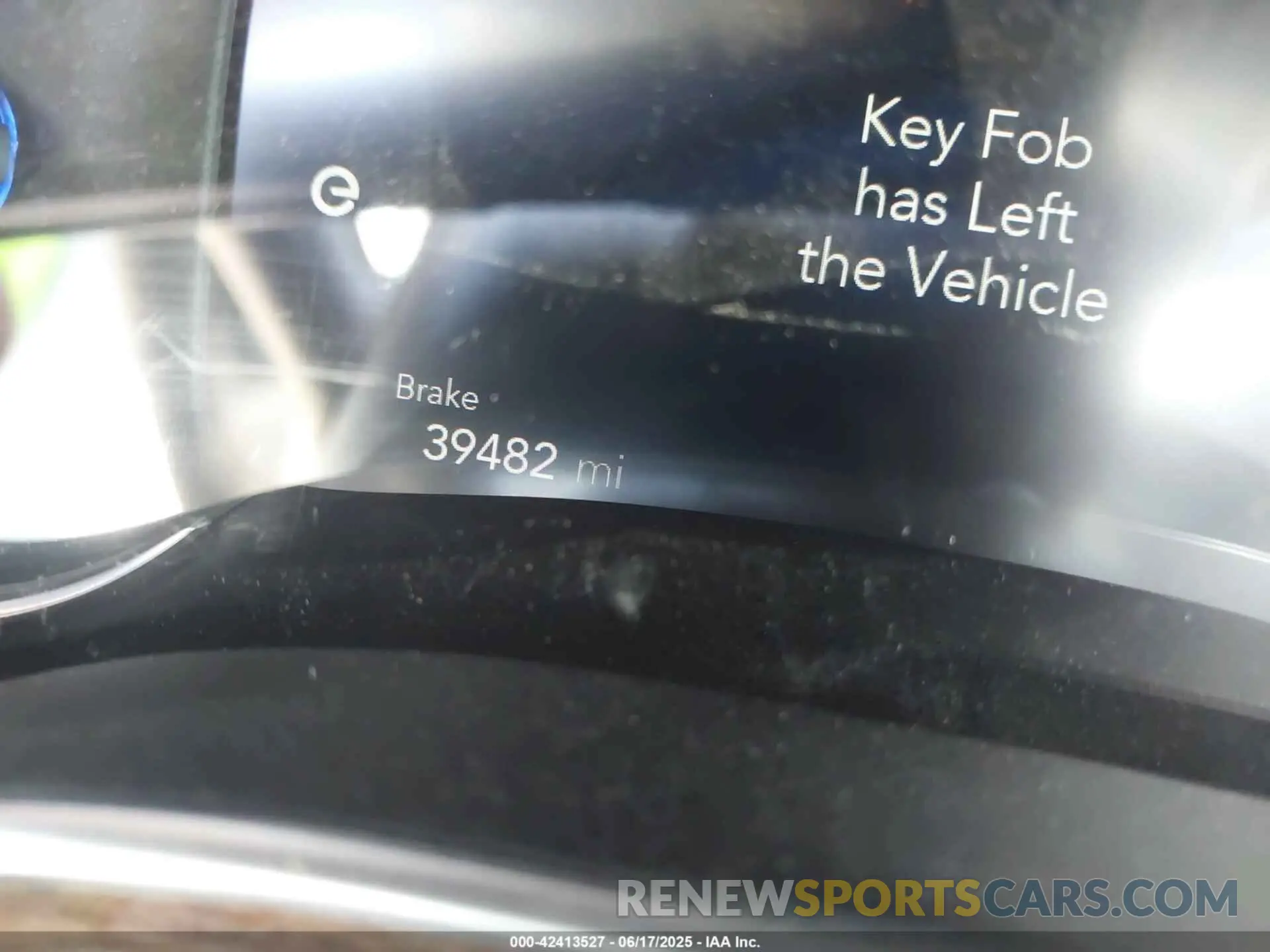 16 Photograph of a damaged car 2C4RC1S76NR135530 CHRYSLER PACIFICA HYBRID 2022