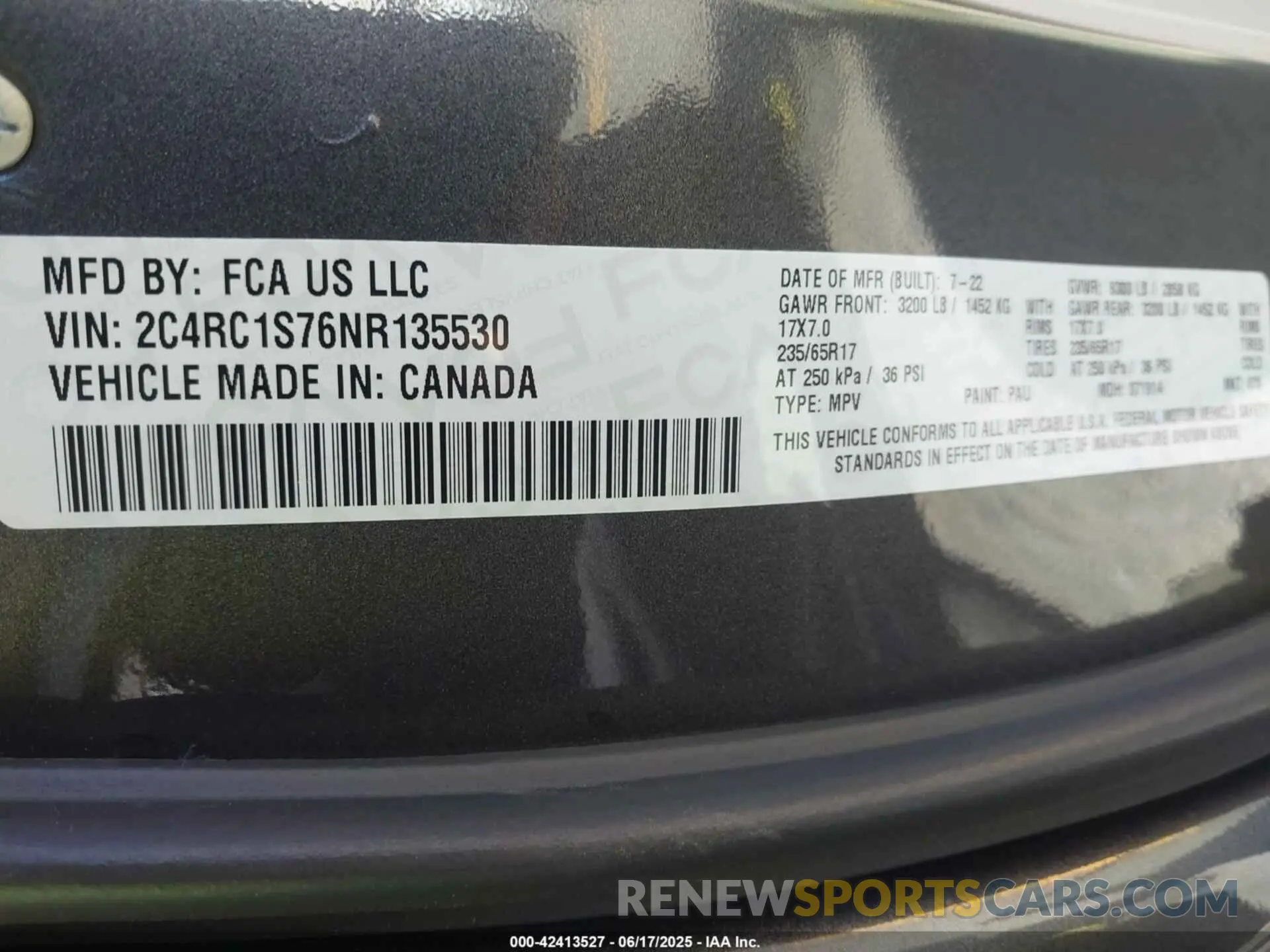 9 Photograph of a damaged car 2C4RC1S76NR135530 CHRYSLER PACIFICA HYBRID 2022