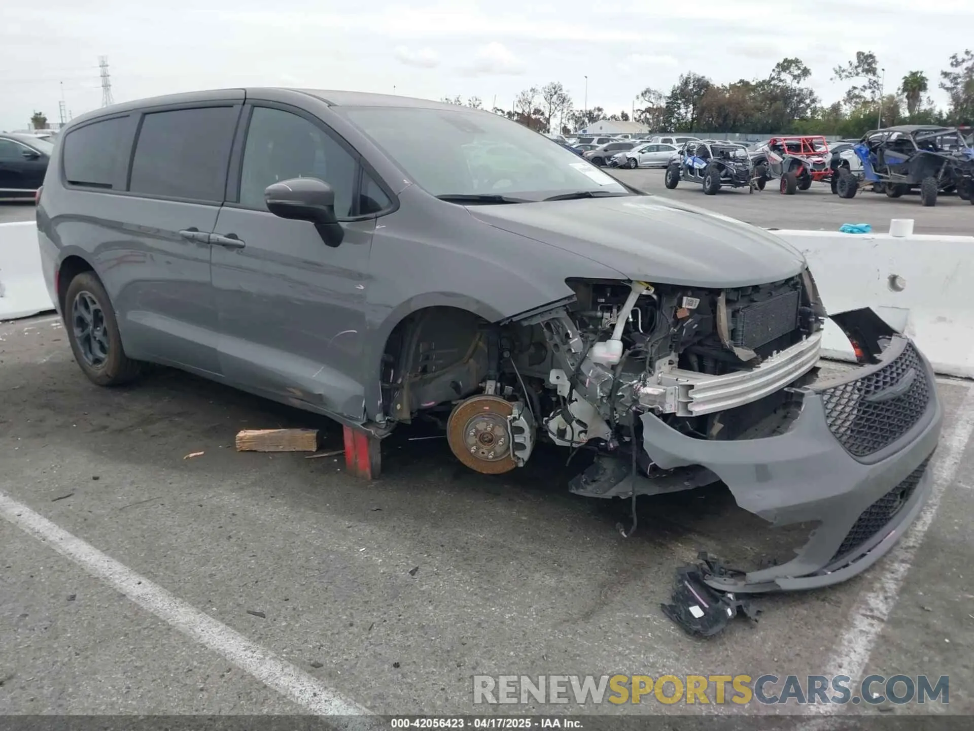 1 Photograph of a damaged car 2C4RC1L71PR584485 CHRYSLER PACIFICA HYBRID 2023
