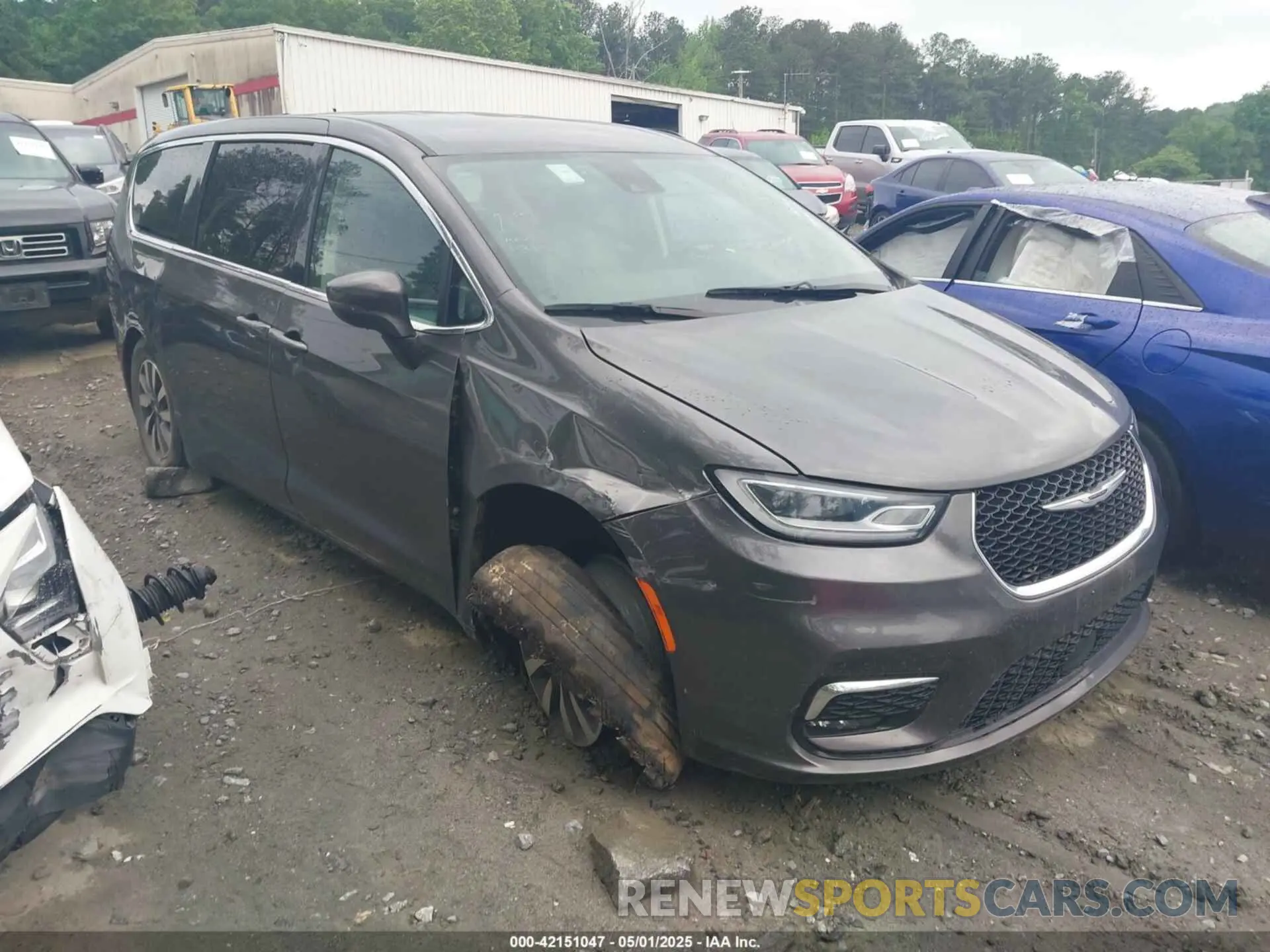1 Photograph of a damaged car 2C4RC1L72PR540902 CHRYSLER PACIFICA HYBRID 2023