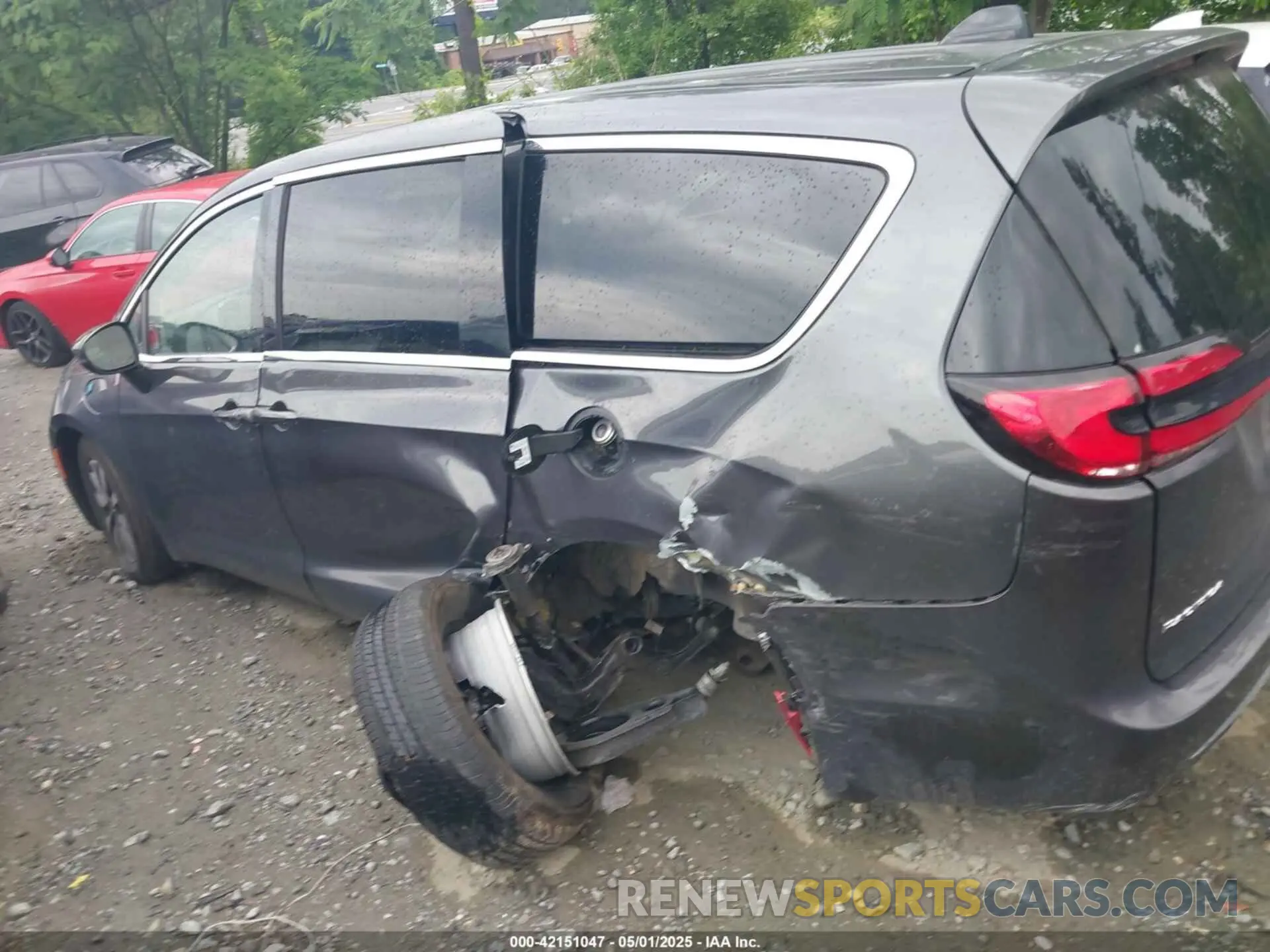 13 Photograph of a damaged car 2C4RC1L72PR540902 CHRYSLER PACIFICA HYBRID 2023