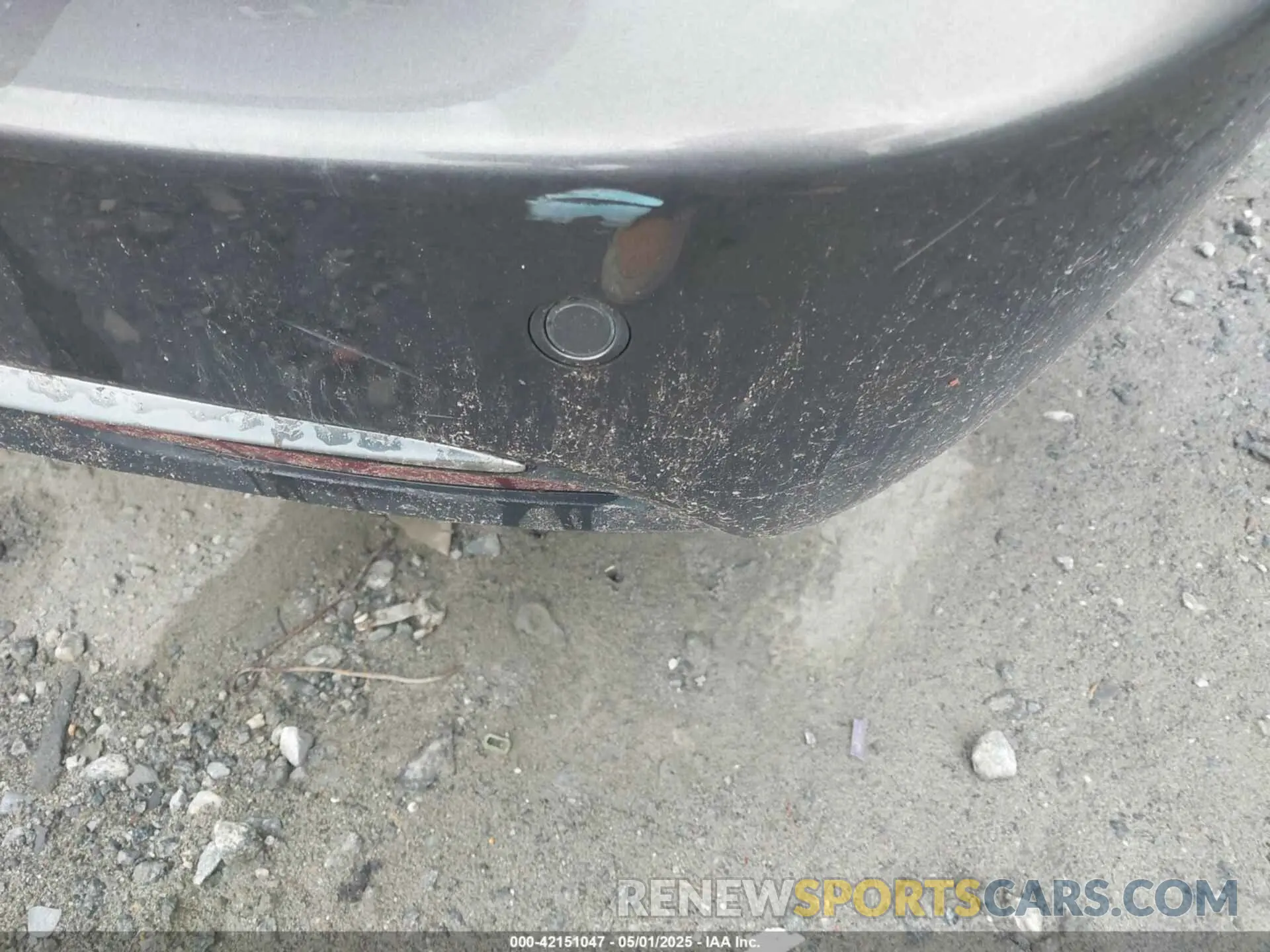 17 Photograph of a damaged car 2C4RC1L72PR540902 CHRYSLER PACIFICA HYBRID 2023