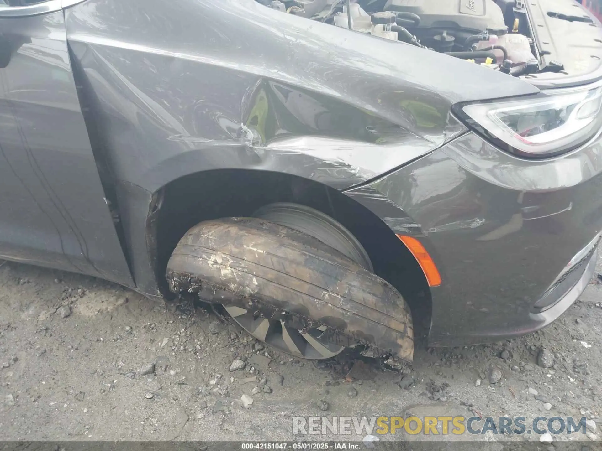 19 Photograph of a damaged car 2C4RC1L72PR540902 CHRYSLER PACIFICA HYBRID 2023