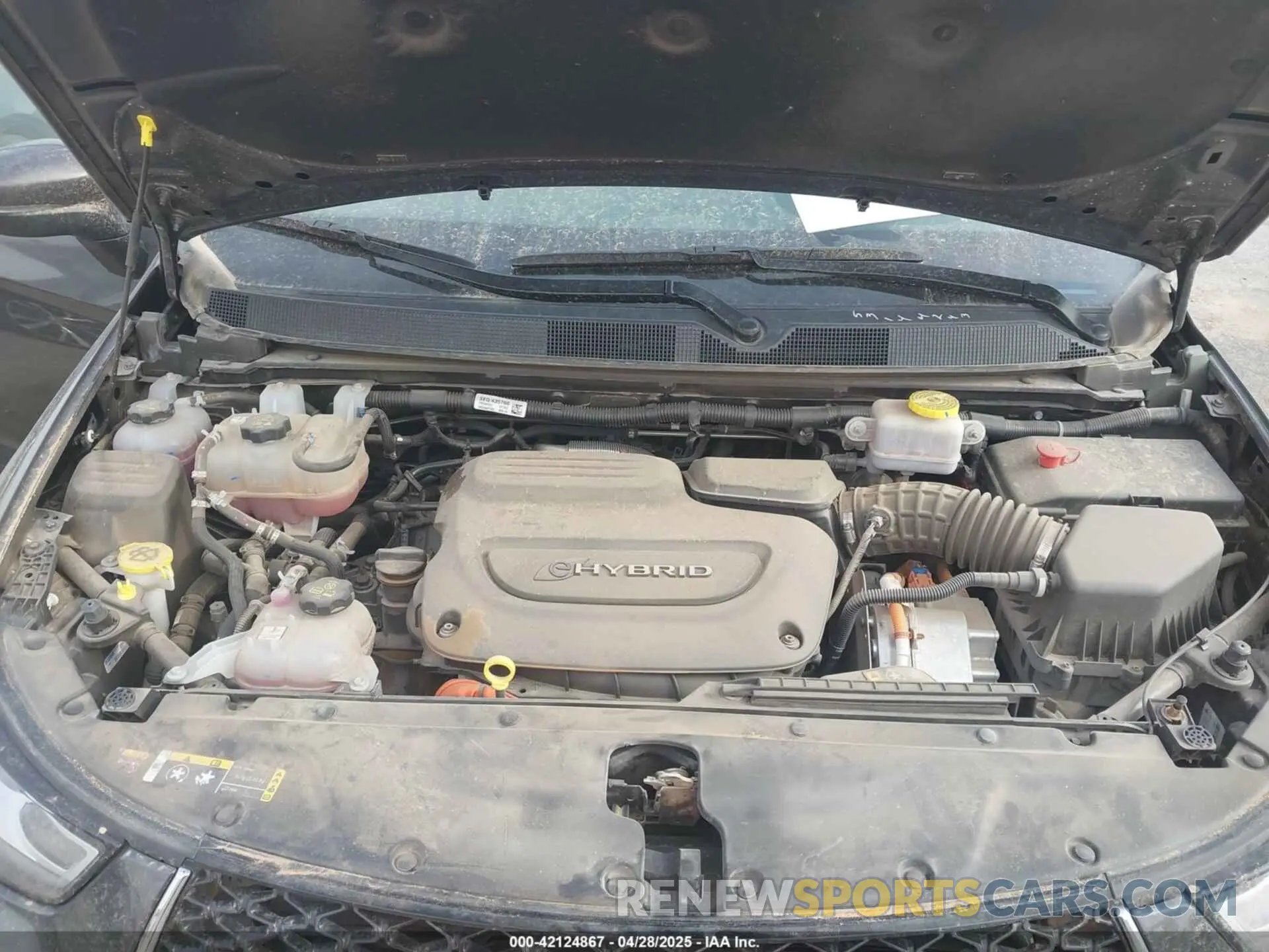 10 Photograph of a damaged car 2C4RC1L73PR598923 CHRYSLER PACIFICA HYBRID 2023