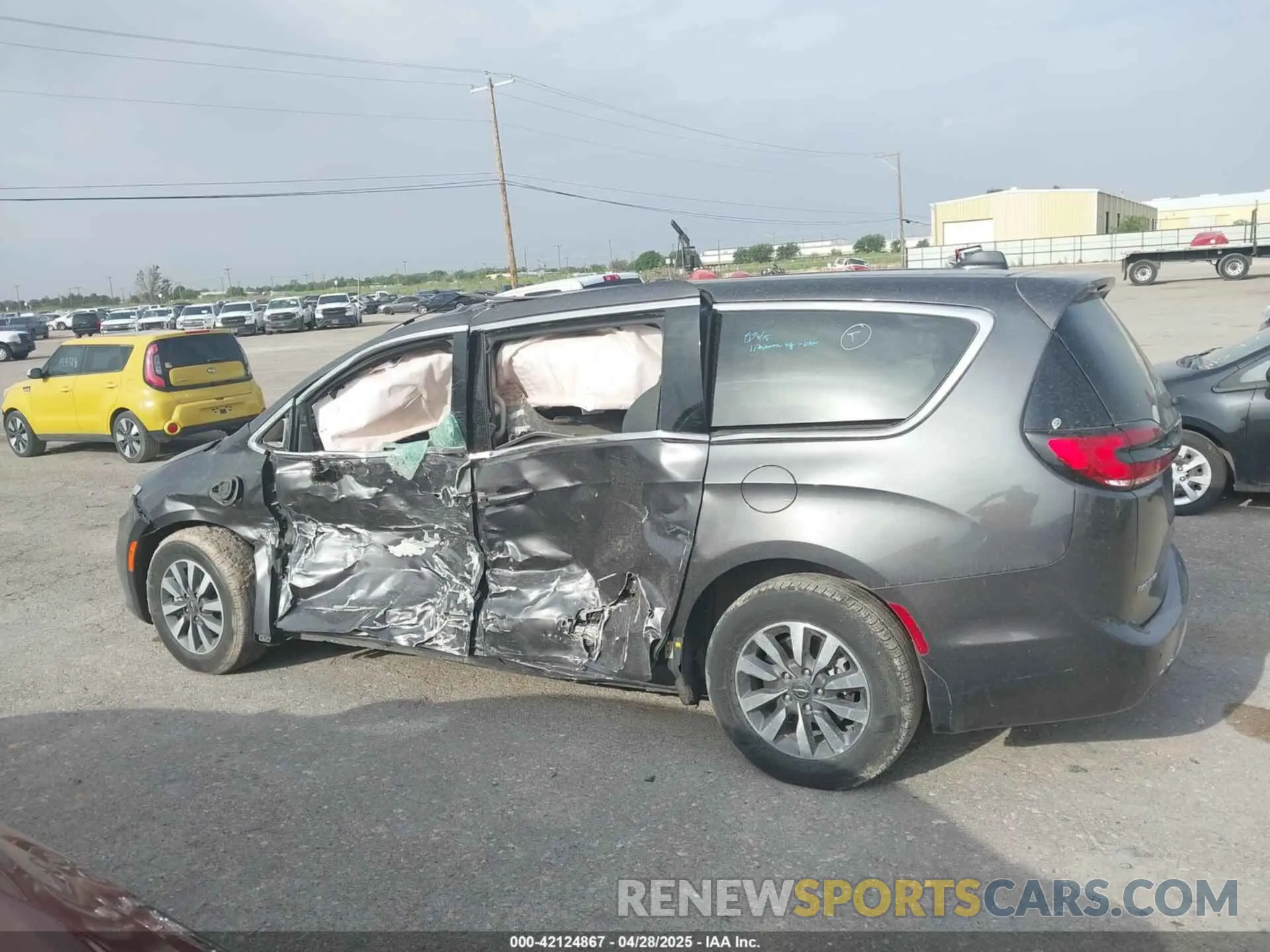 14 Photograph of a damaged car 2C4RC1L73PR598923 CHRYSLER PACIFICA HYBRID 2023