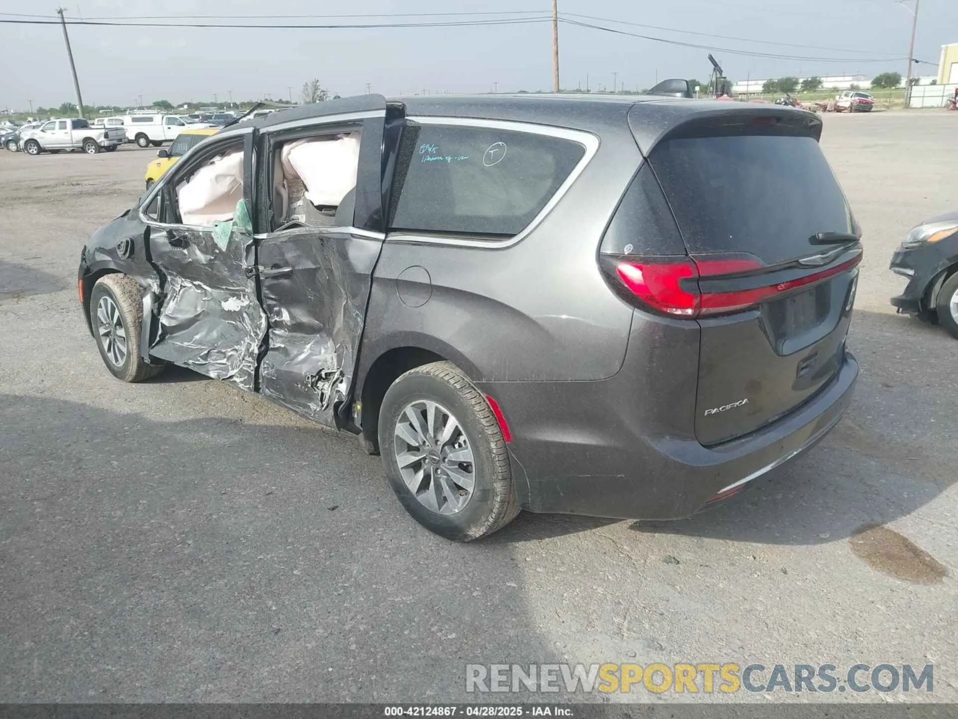 3 Photograph of a damaged car 2C4RC1L73PR598923 CHRYSLER PACIFICA HYBRID 2023
