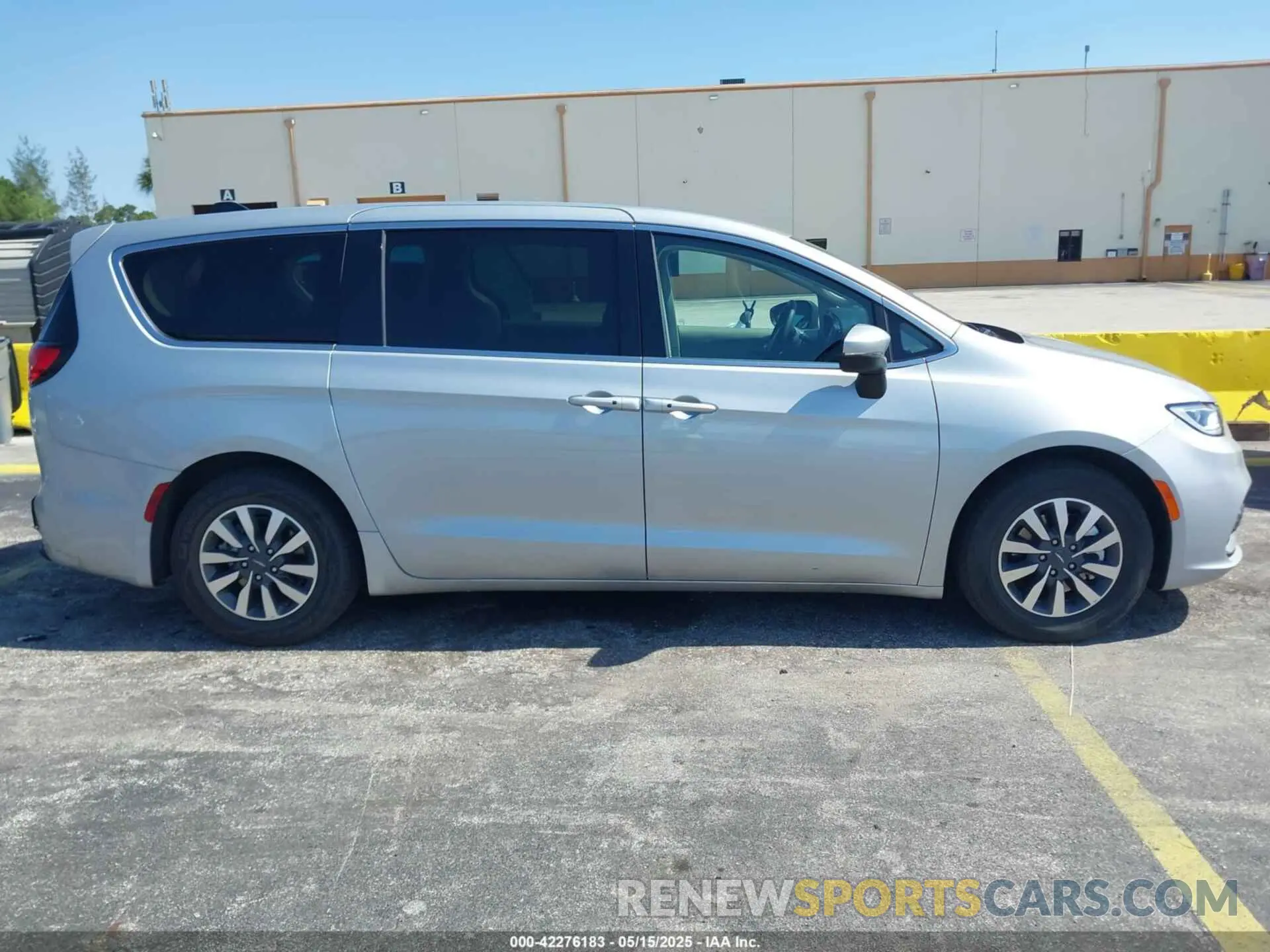 13 Photograph of a damaged car 2C4RC1L73PR599182 CHRYSLER PACIFICA HYBRID 2023