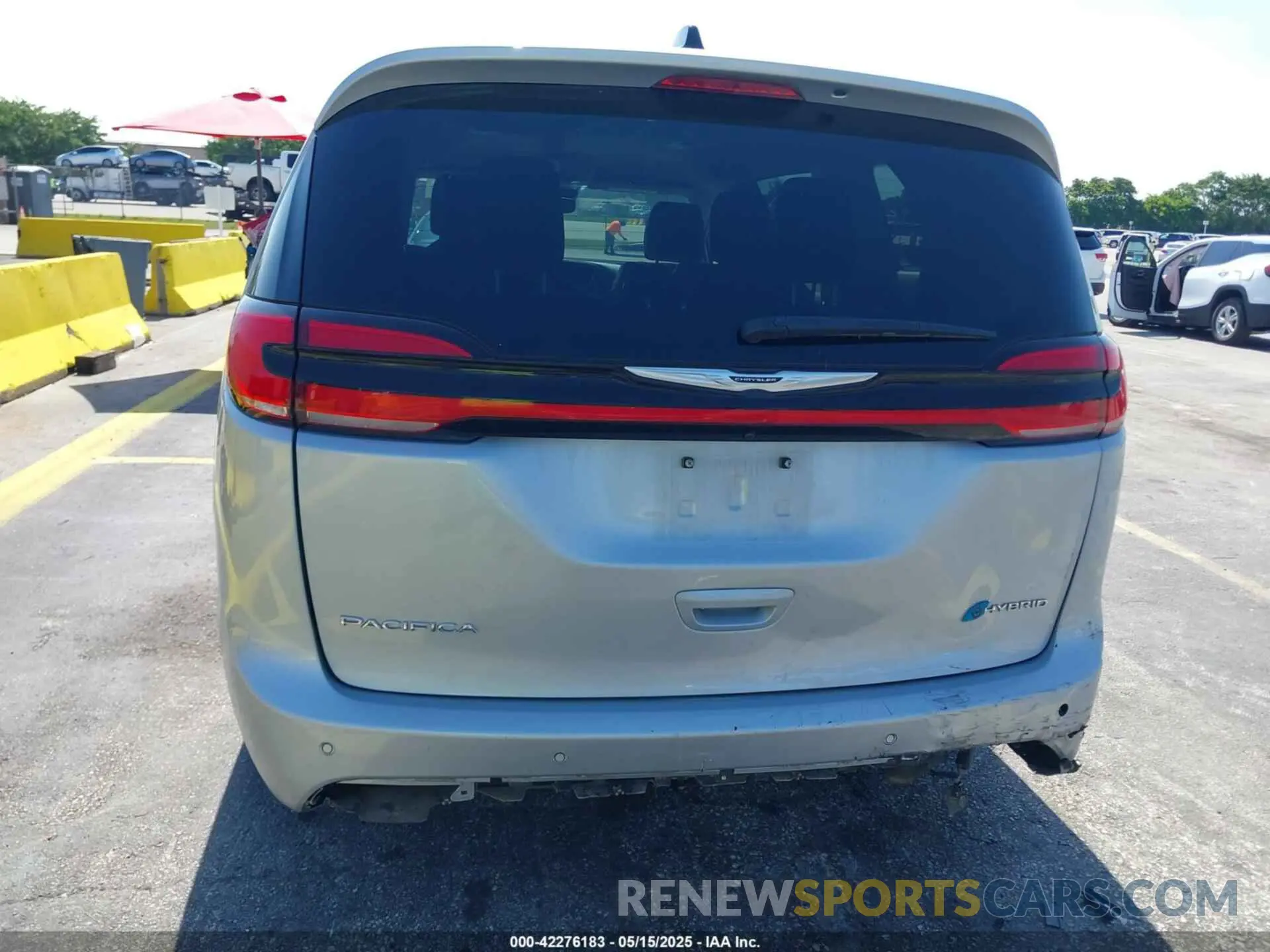 6 Photograph of a damaged car 2C4RC1L73PR599182 CHRYSLER PACIFICA HYBRID 2023