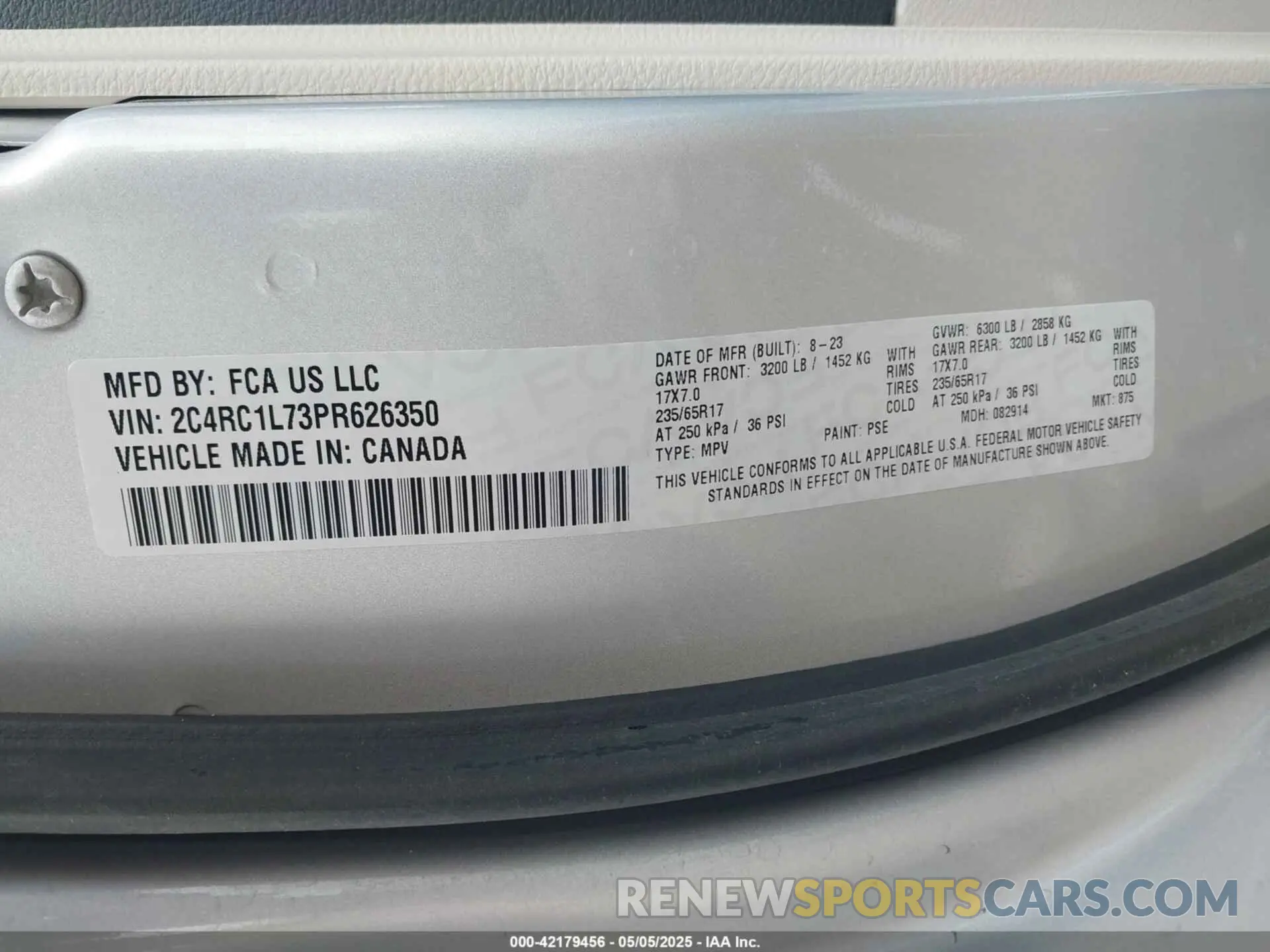 9 Photograph of a damaged car 2C4RC1L73PR626350 CHRYSLER PACIFICA HYBRID 2023
