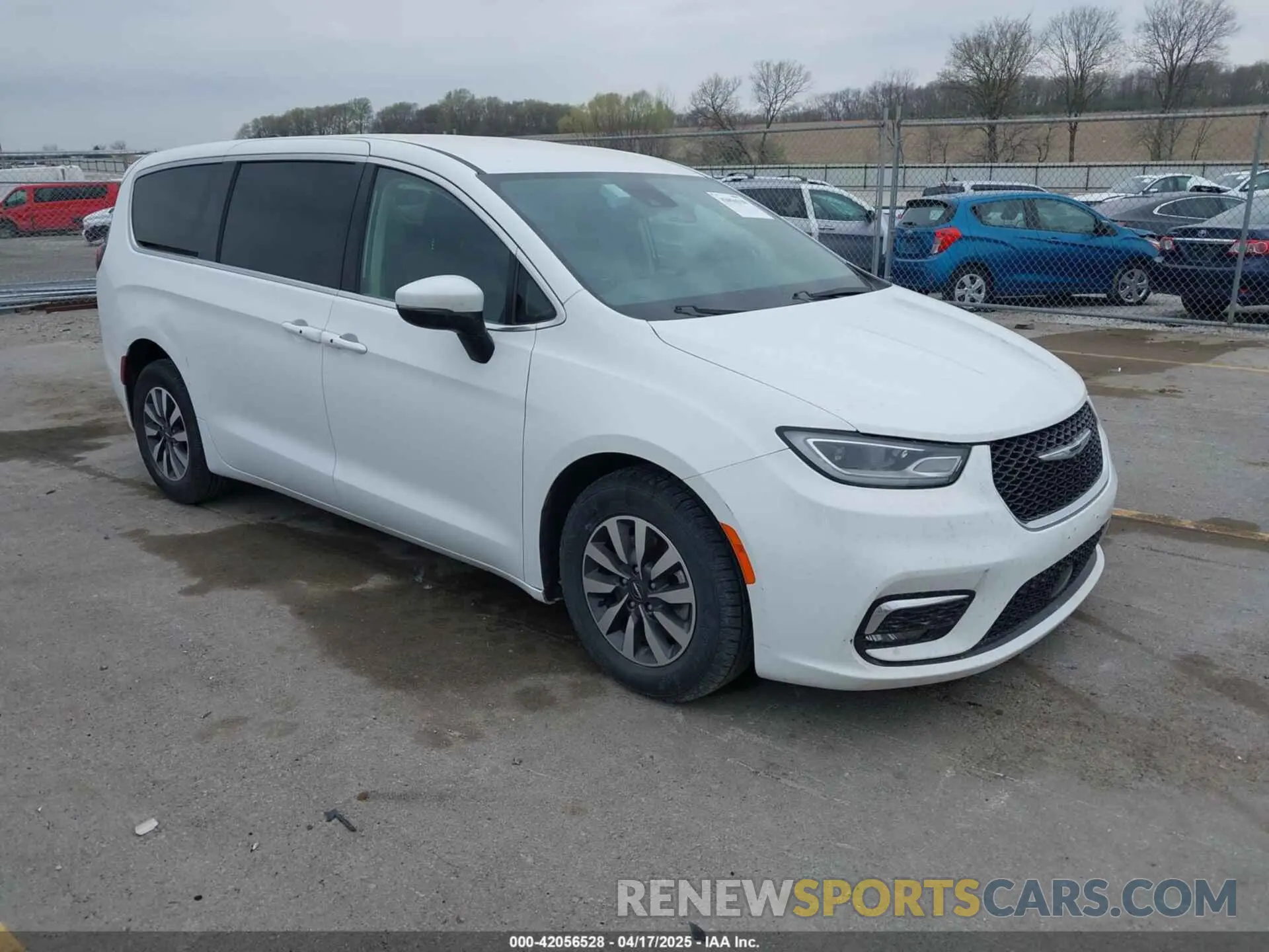 1 Photograph of a damaged car 2C4RC1L74PR540870 CHRYSLER PACIFICA HYBRID 2023
