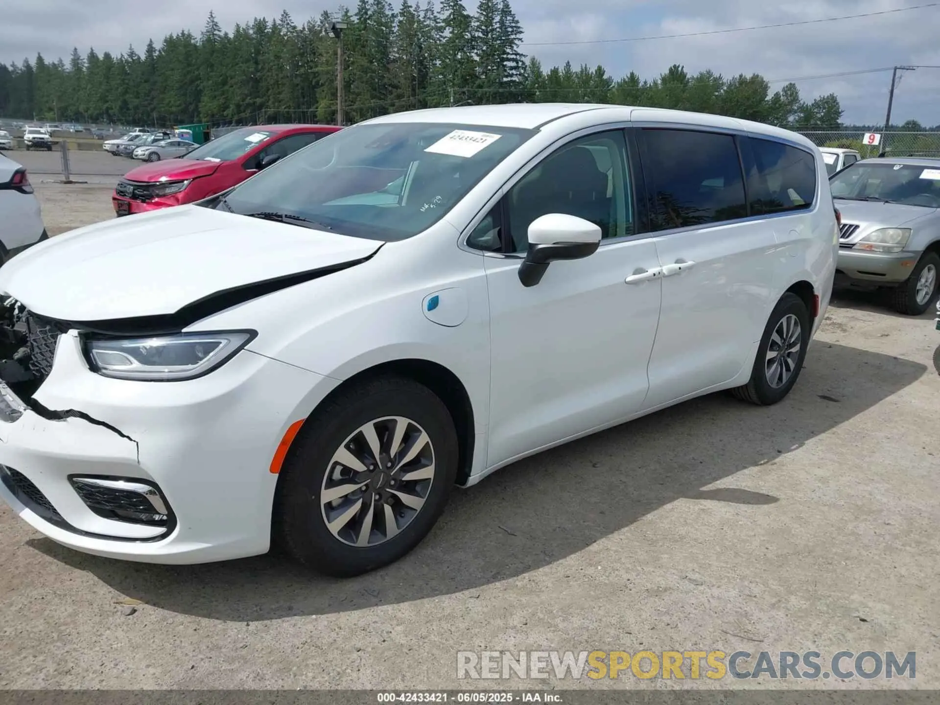 2 Photograph of a damaged car 2C4RC1L77PR541513 CHRYSLER PACIFICA HYBRID 2023