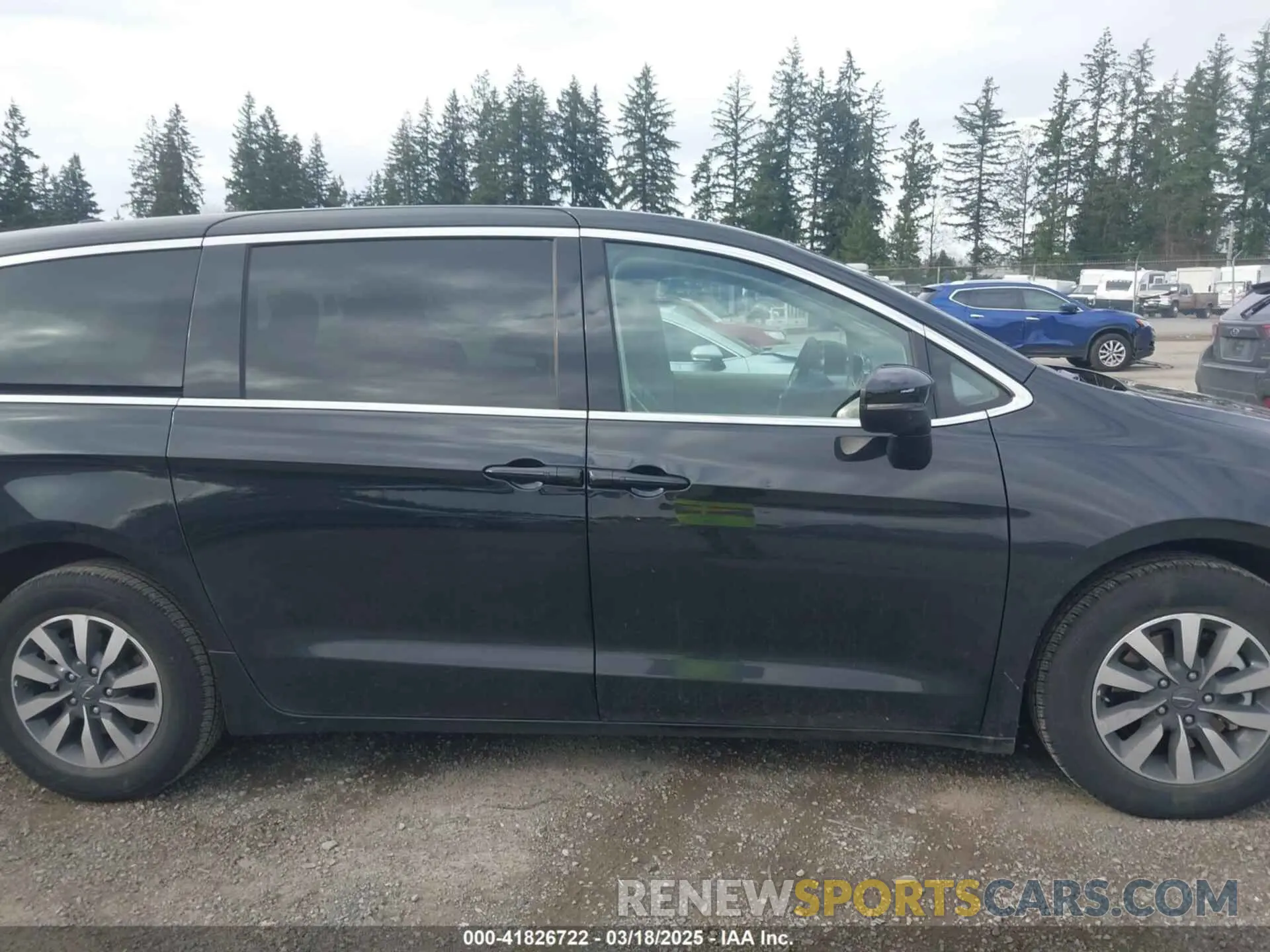 13 Photograph of a damaged car 2C4RC1L77PR631079 CHRYSLER PACIFICA HYBRID 2023