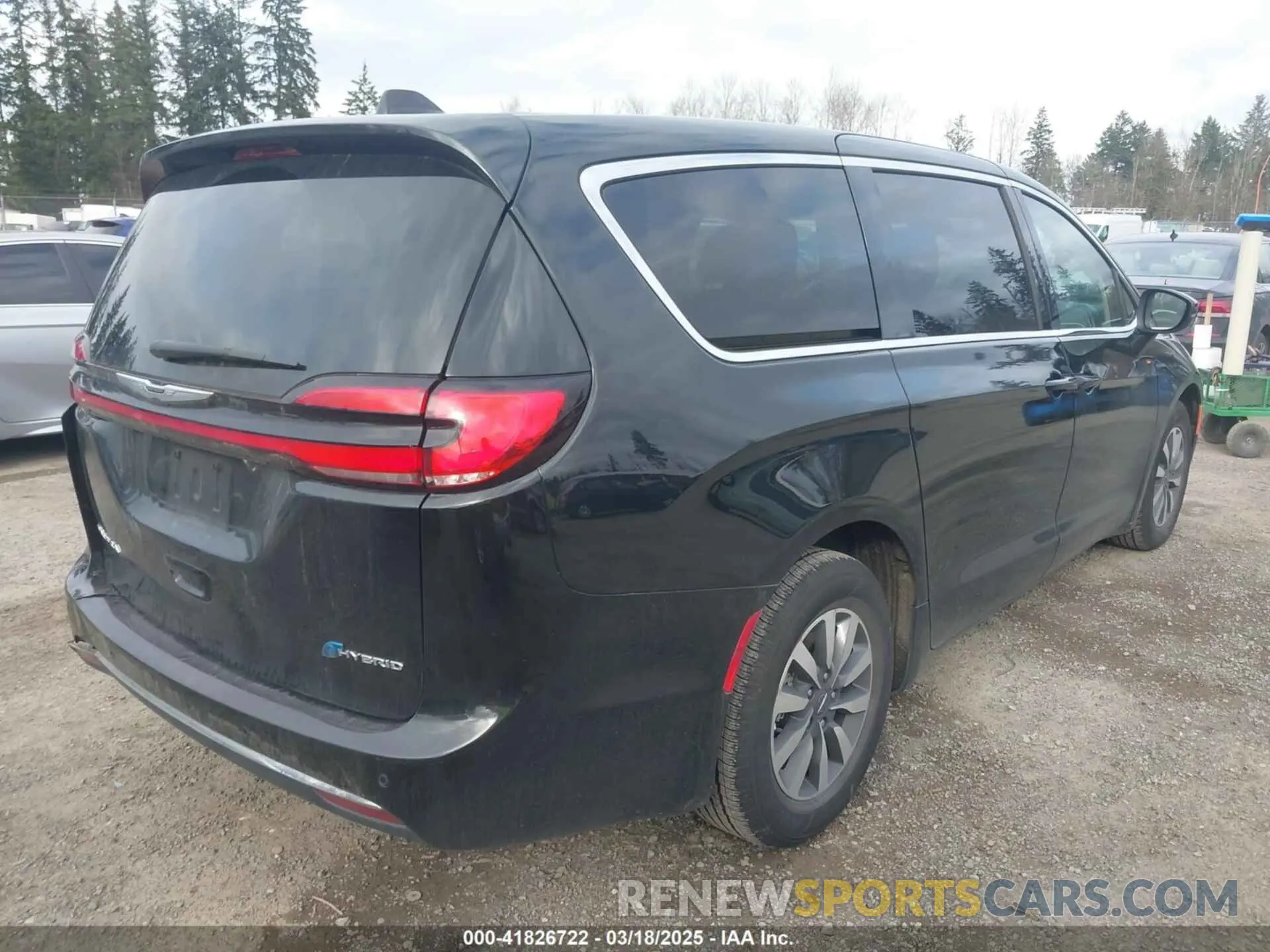 4 Photograph of a damaged car 2C4RC1L77PR631079 CHRYSLER PACIFICA HYBRID 2023