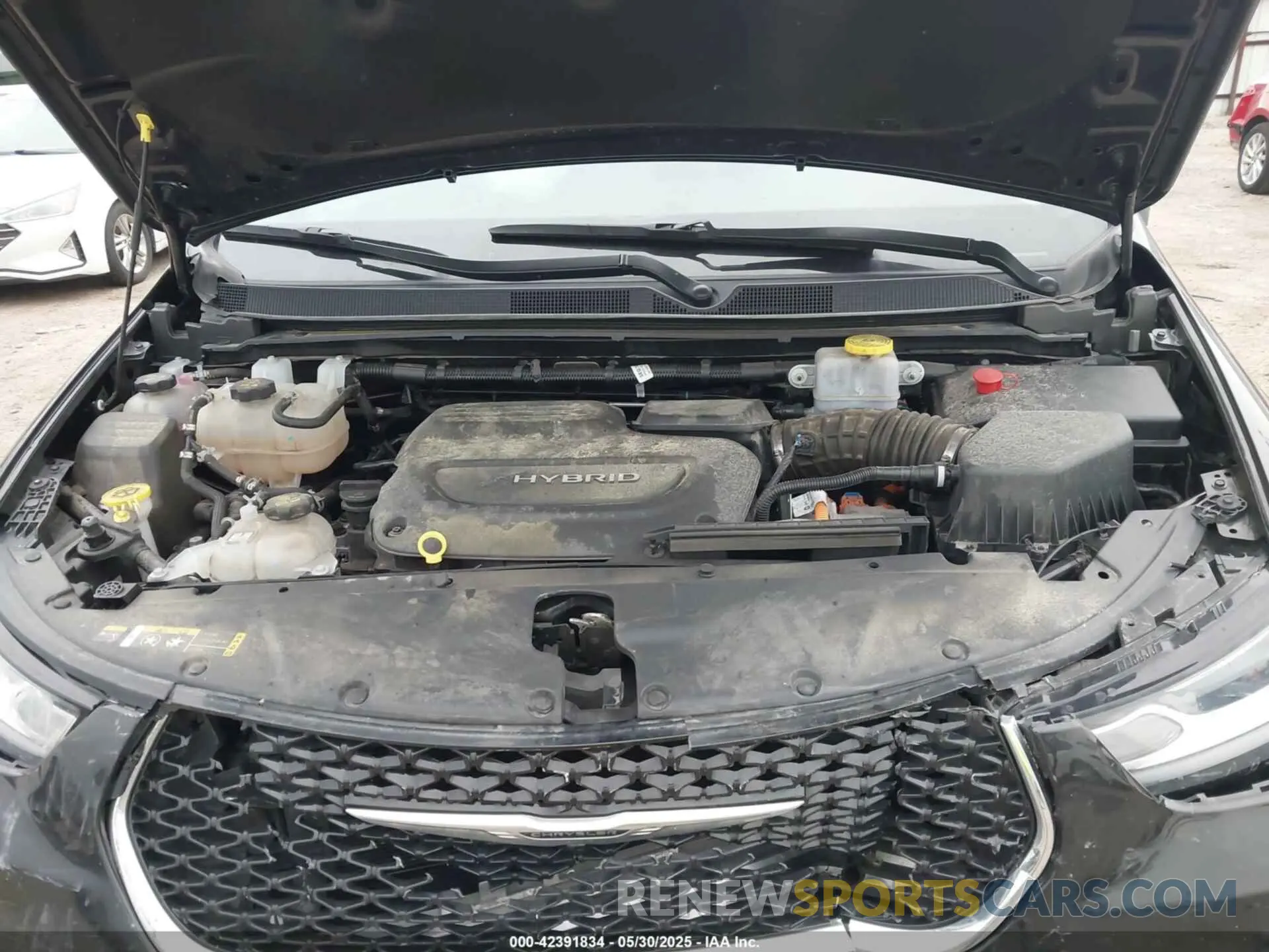 10 Photograph of a damaged car 2C4RC1L77PR631132 CHRYSLER PACIFICA HYBRID 2023